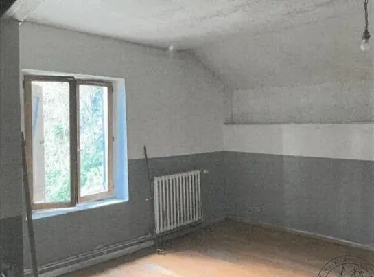 Maison T5 à vendre à Rolleboise – Enchères, jardin et garage - Prix initial 20 000 € 