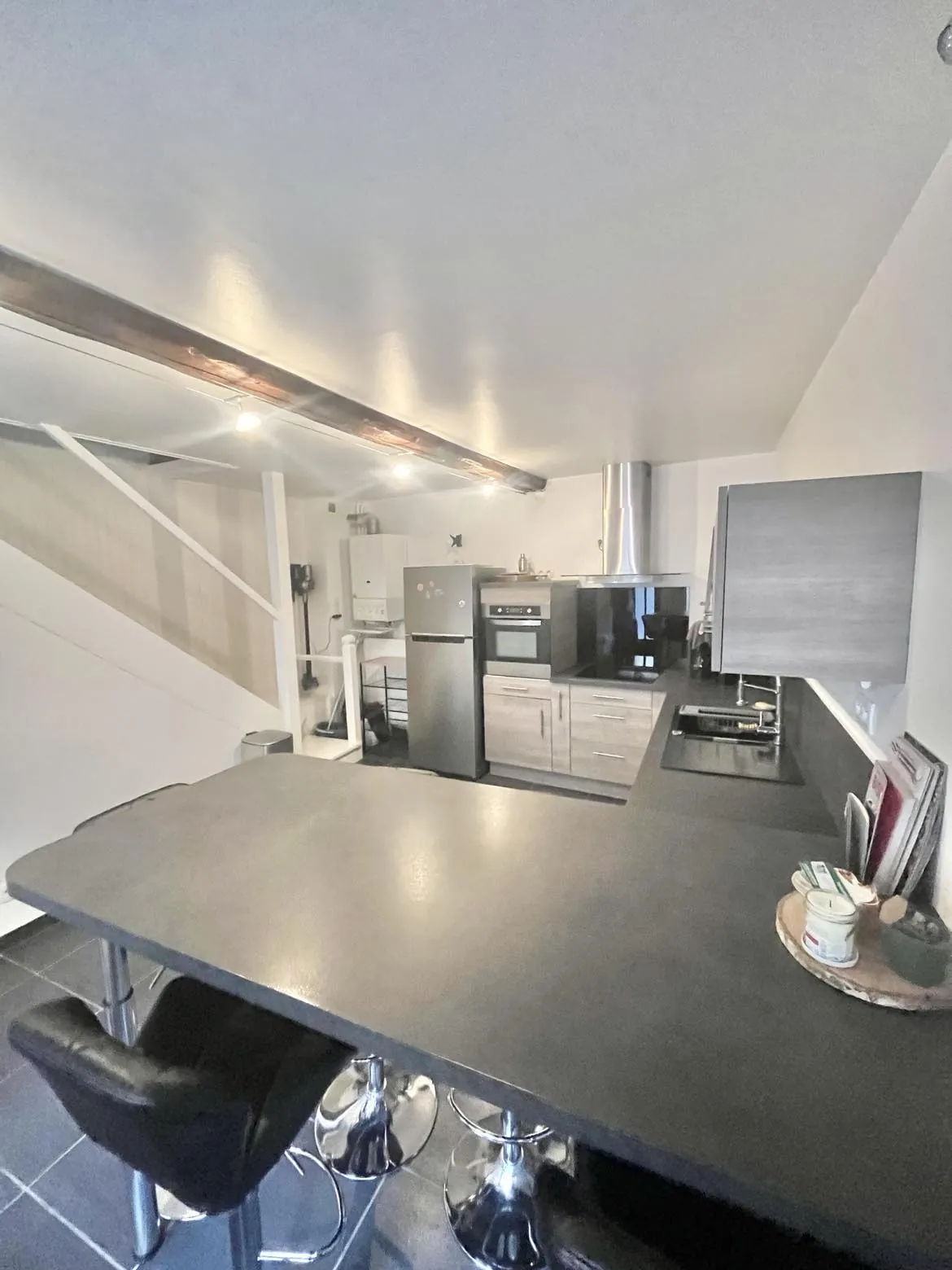 Maison de bourg rénovée à Riom, idéal premier achat ou investissement 