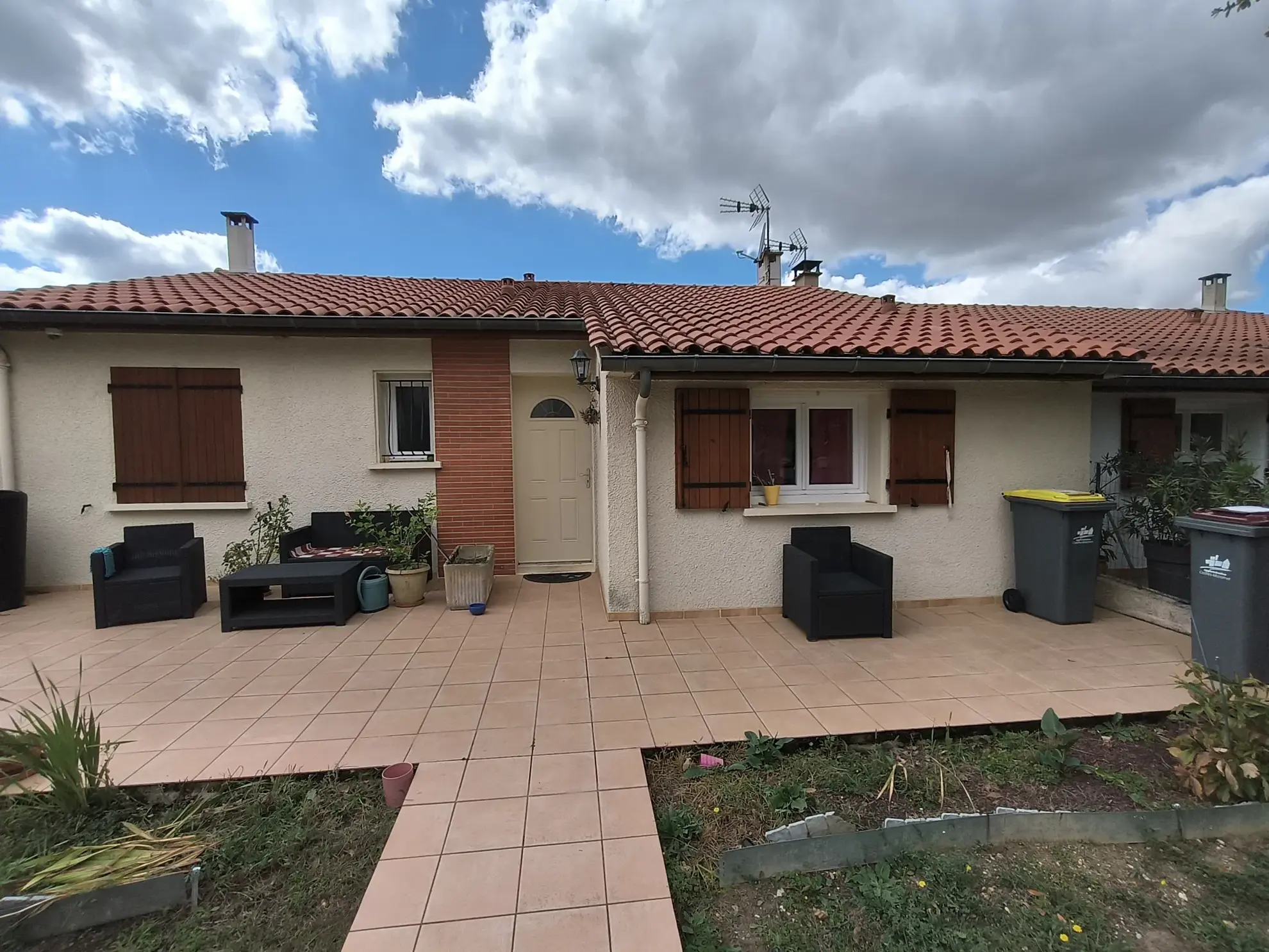 Maison de plain-pied à vendre à Castres avec jardin et terrasse