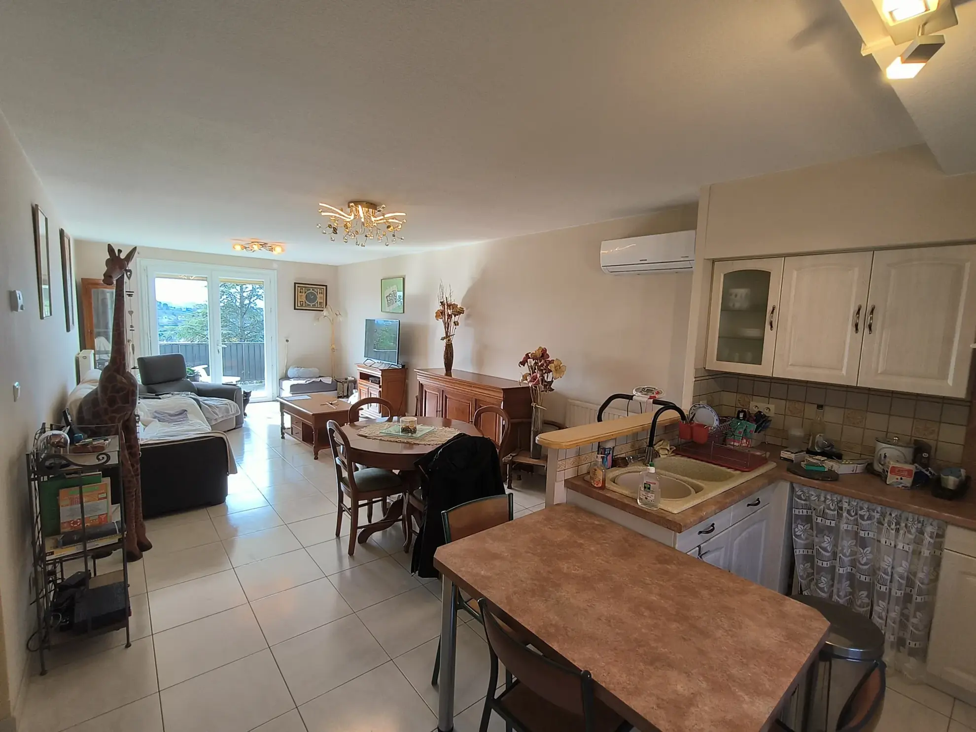 Maison de plain-pied à vendre à Castres avec jardin et terrasse 