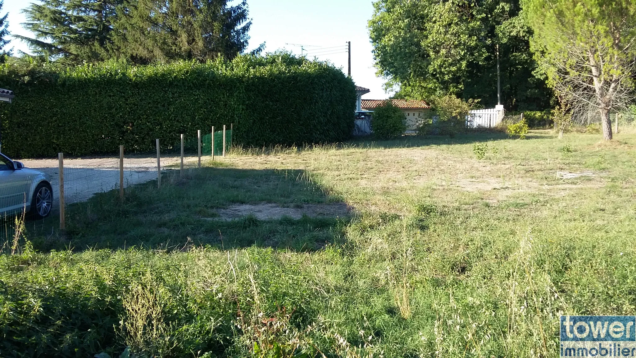 Terrain constructible de 827 m² à Garat, proche Soyaux, idéal pour une maison de plain-pied 