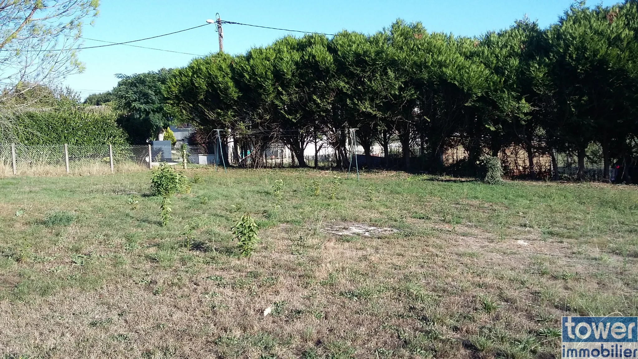 Terrain constructible de 827 m² à Garat, proche Soyaux, idéal pour une maison de plain-pied 