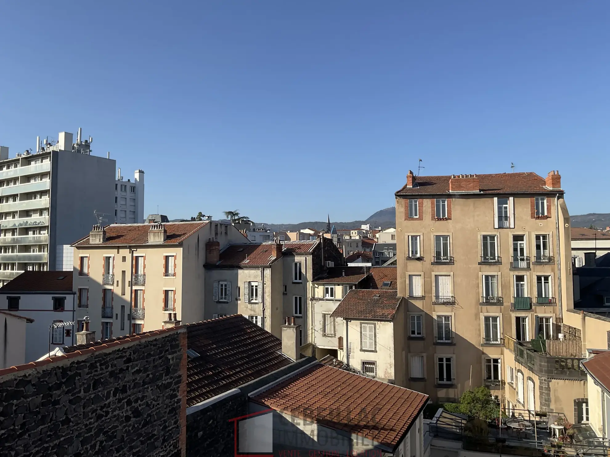 Appartement T3 lumineux de 48 m² à Clermont-Ferrand - Quartier Jeanne d'Arc 