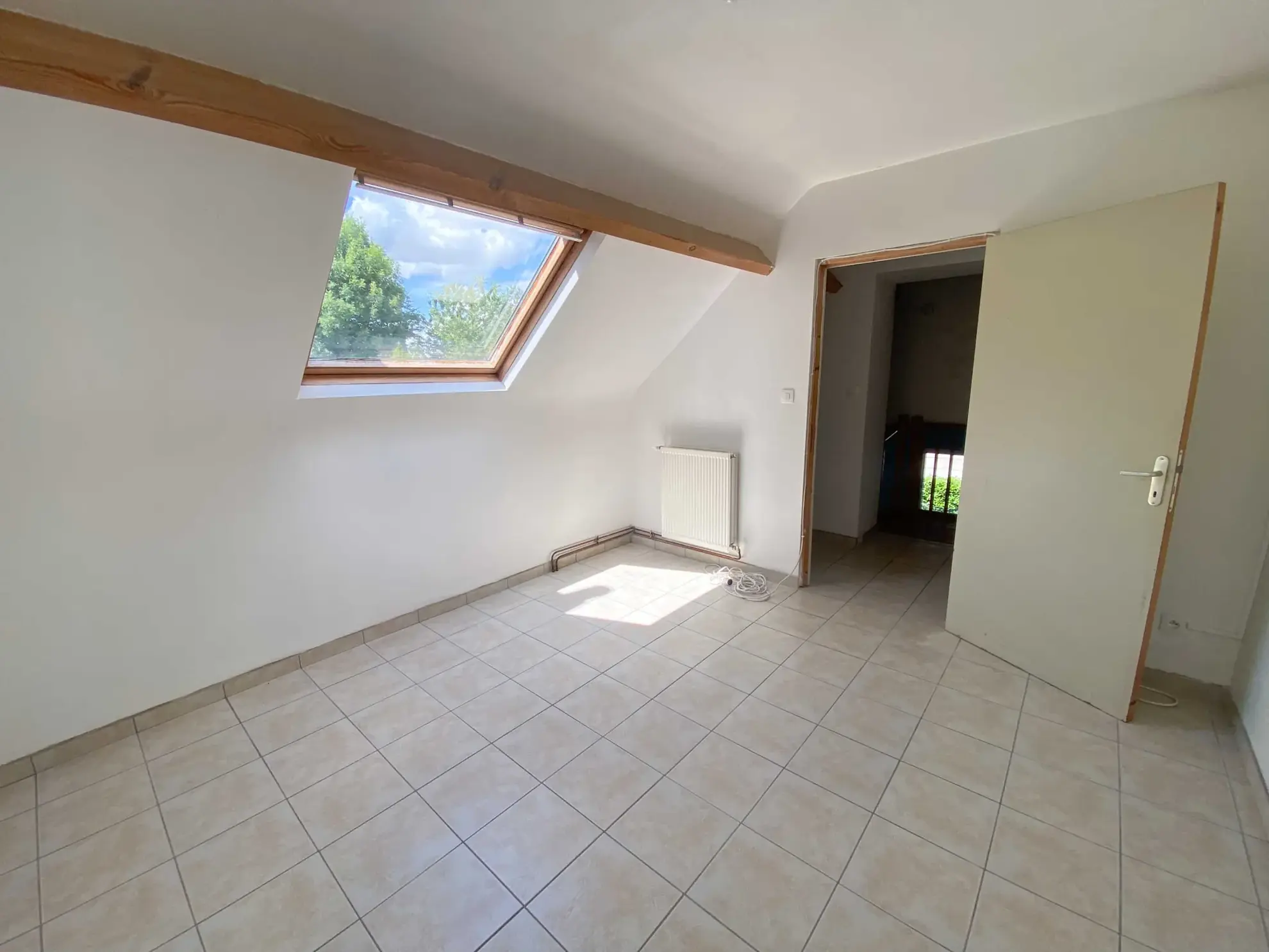 Maison indépendante en pierre et brique à Jeumont avec terrain de 8 ares 