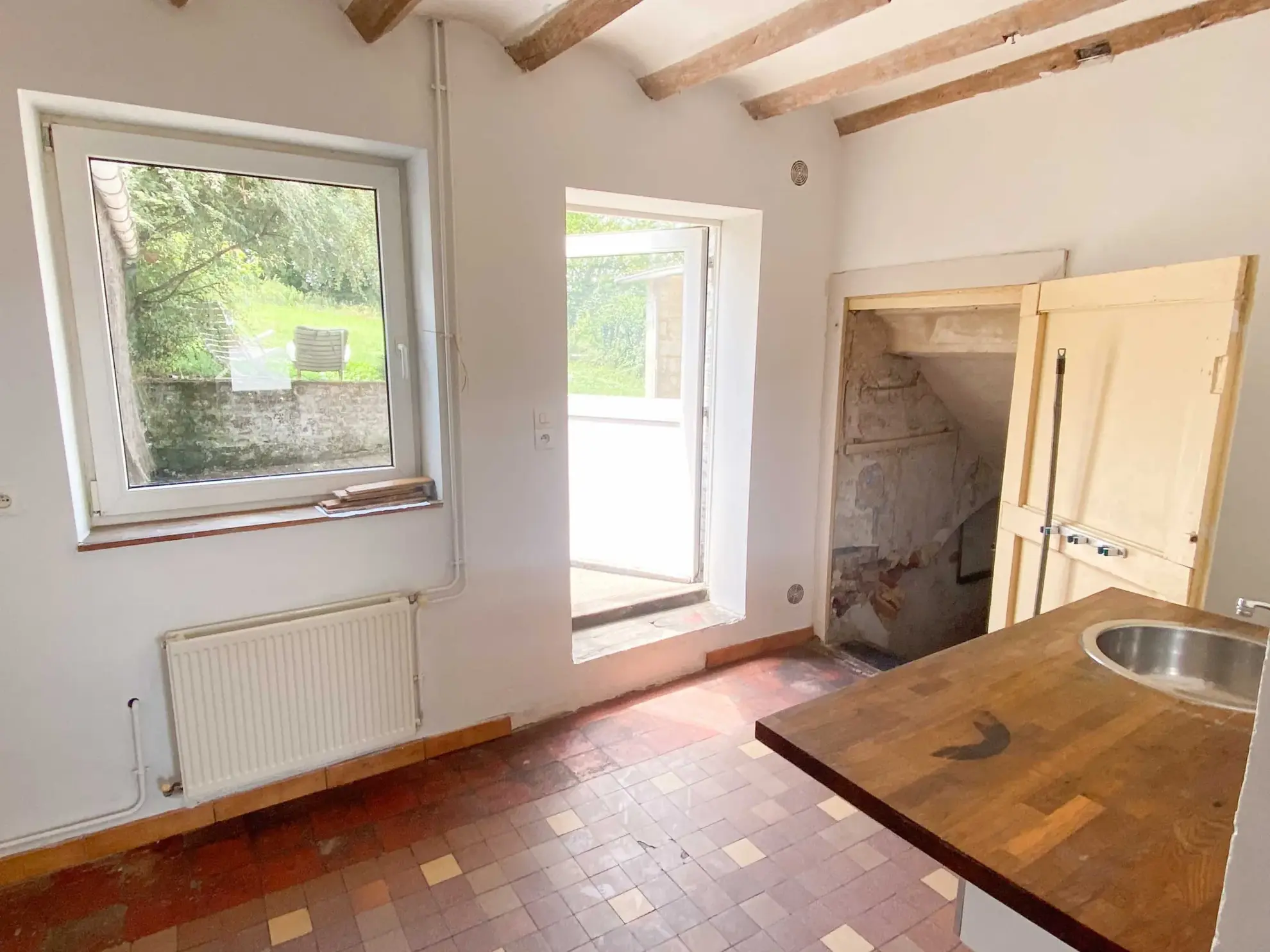 Maison indépendante en pierre et brique à Jeumont avec terrain de 8 ares 