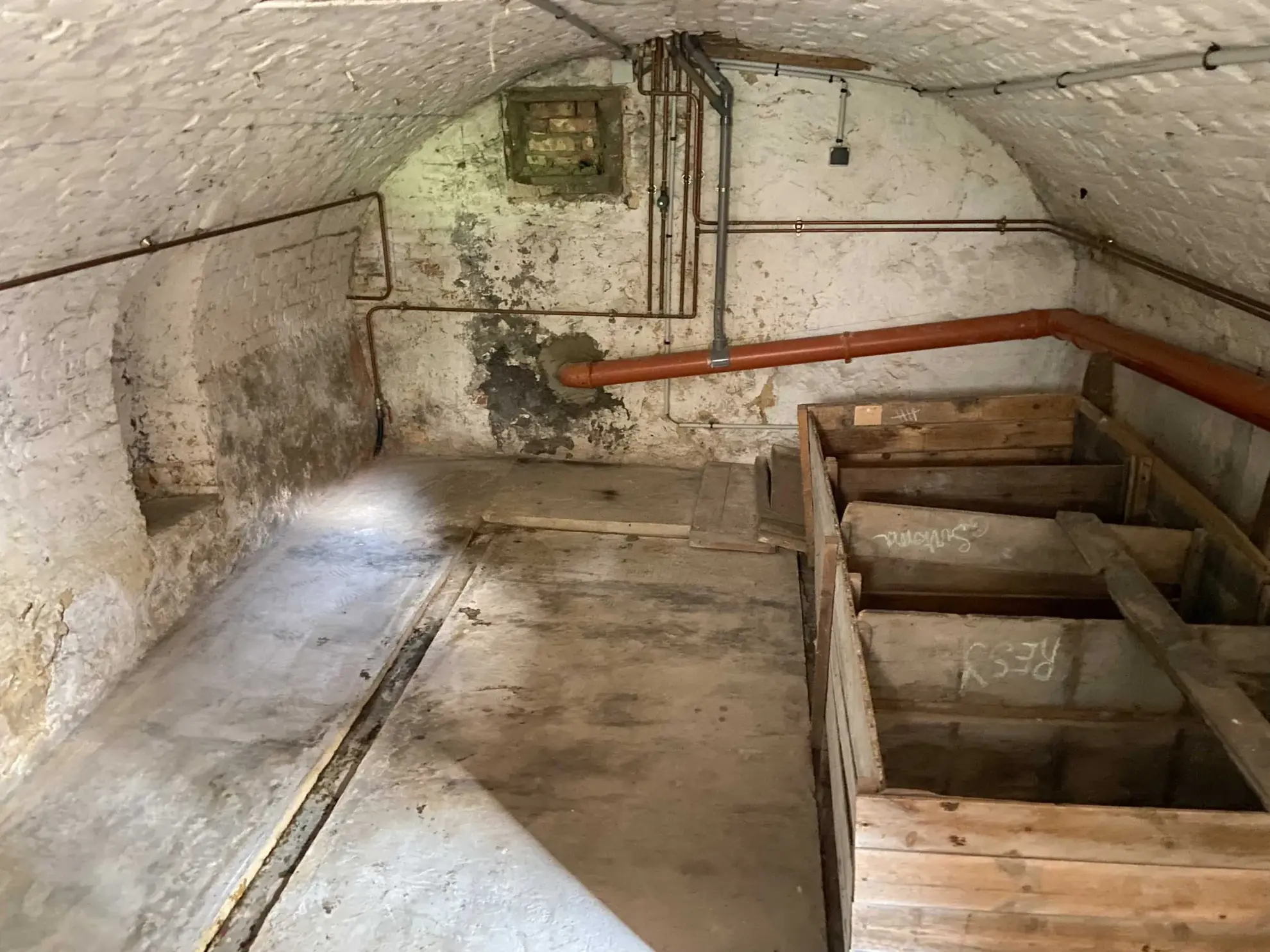 Maison indépendante en pierre et brique à Jeumont avec terrain de 8 ares 