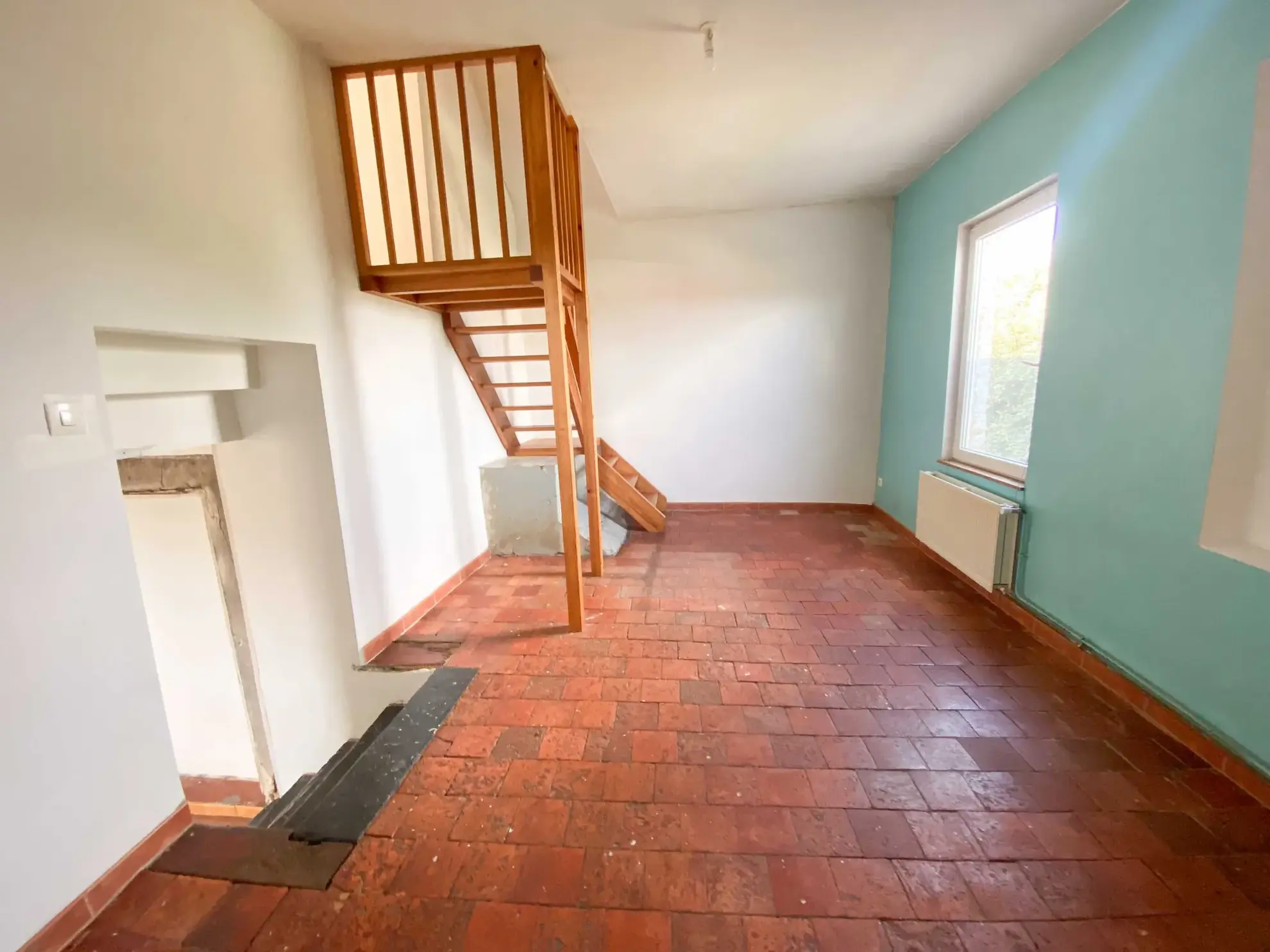 Maison indépendante en pierre et brique à Jeumont avec terrain de 8 ares 