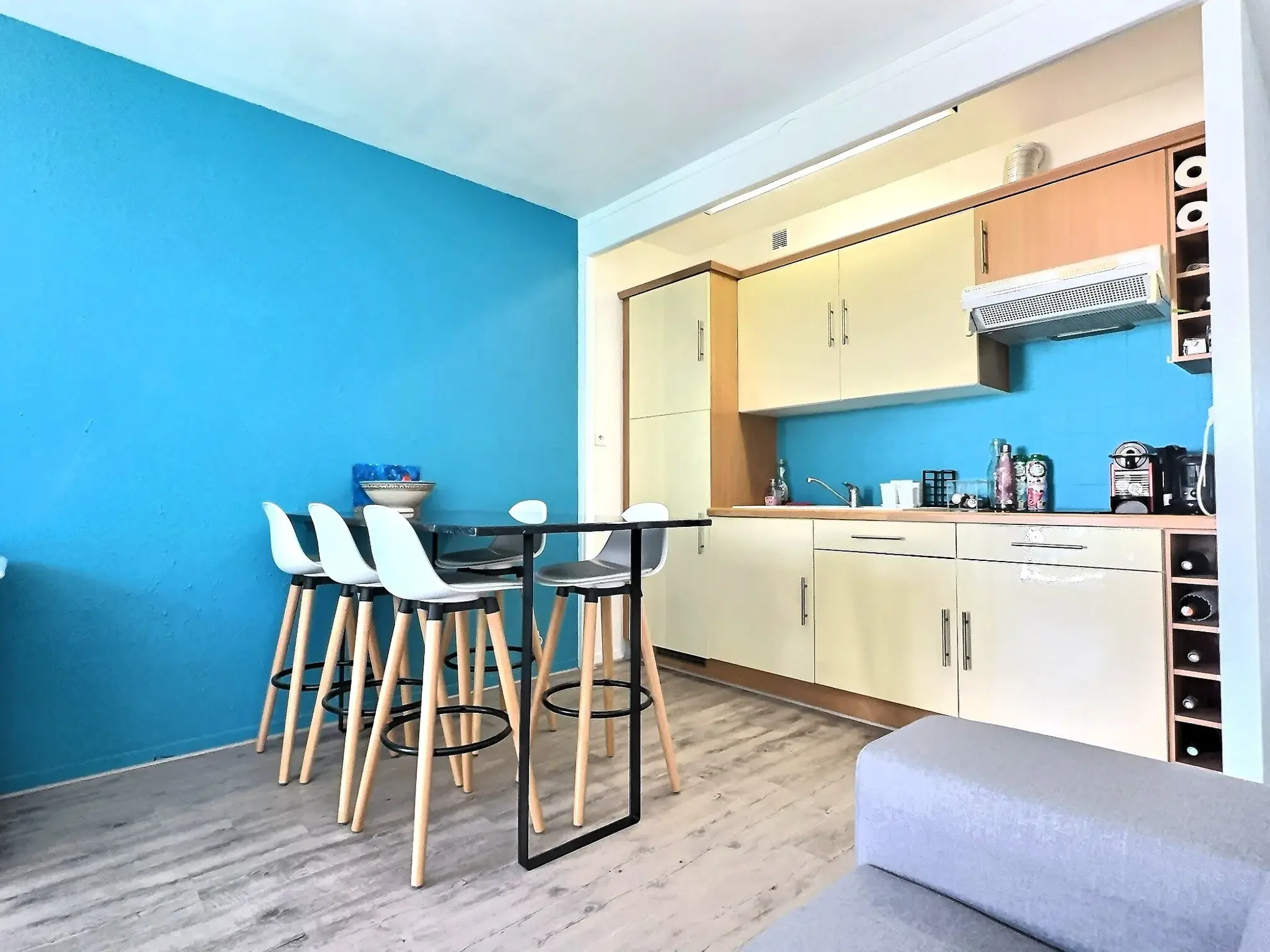 Appartement T3 rénové avec terrasse et parking à Saint-Cyprien, proximité plage et commerces 