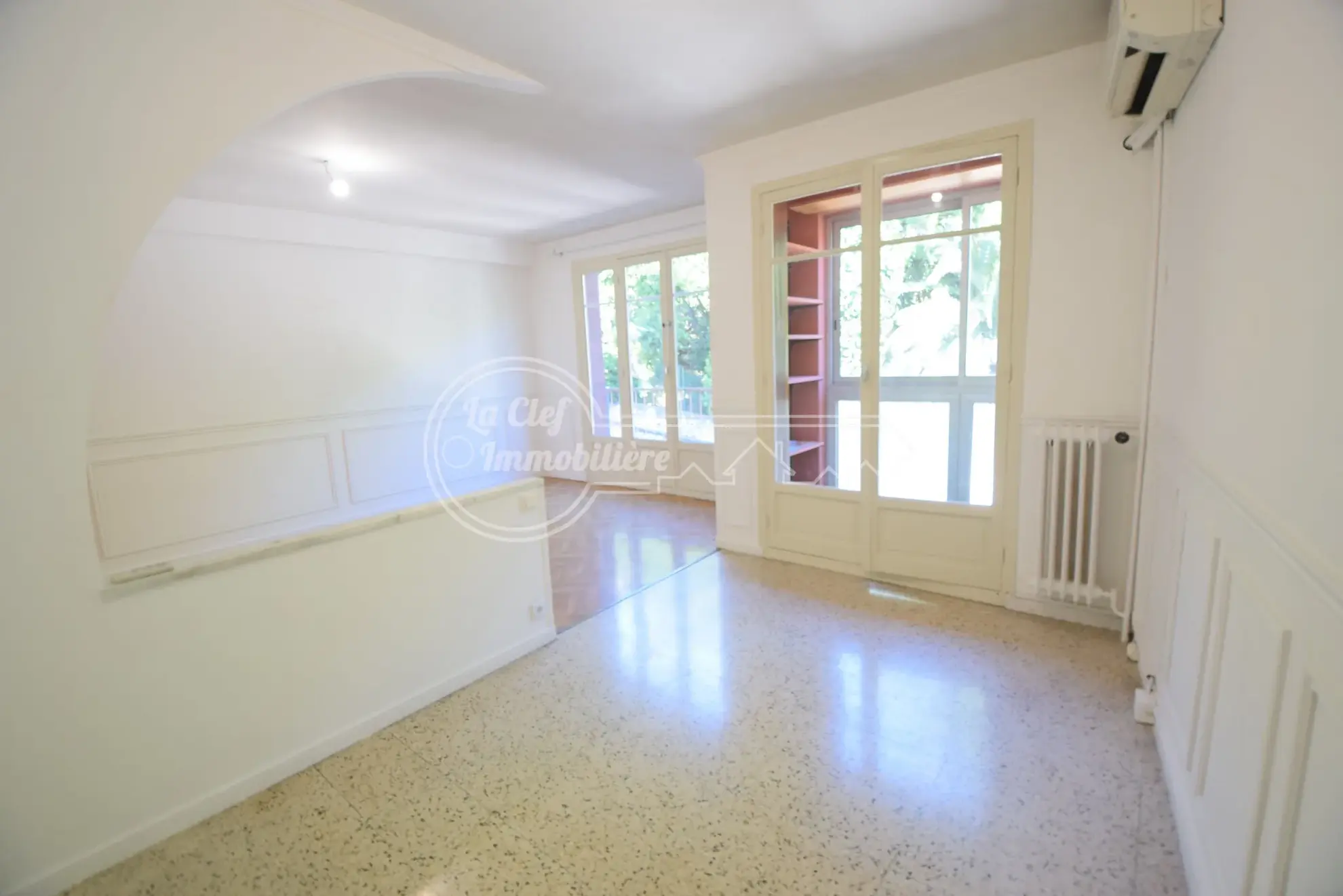 A vendre appartement 3 pièces avec balcon à Nice - Vue dégagée et proximité tram 