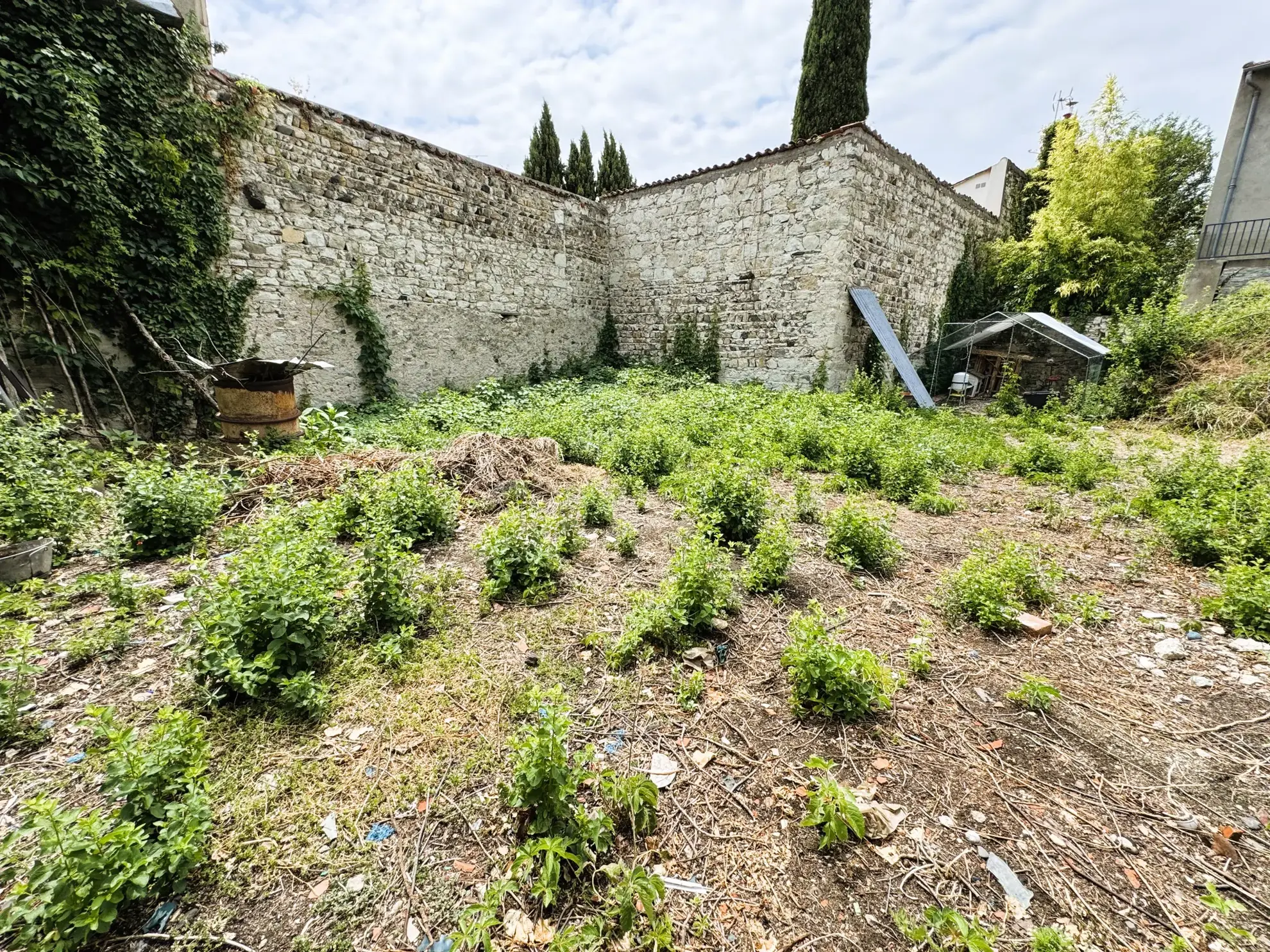 Maison spacieuse avec garage et jardin au cœur de Cournon d'Auvergne 