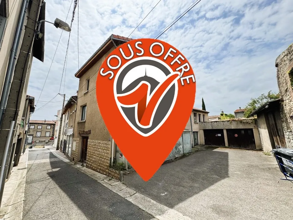 Maison spacieuse avec garage et jardin au cœur de Cournon d'Auvergne 