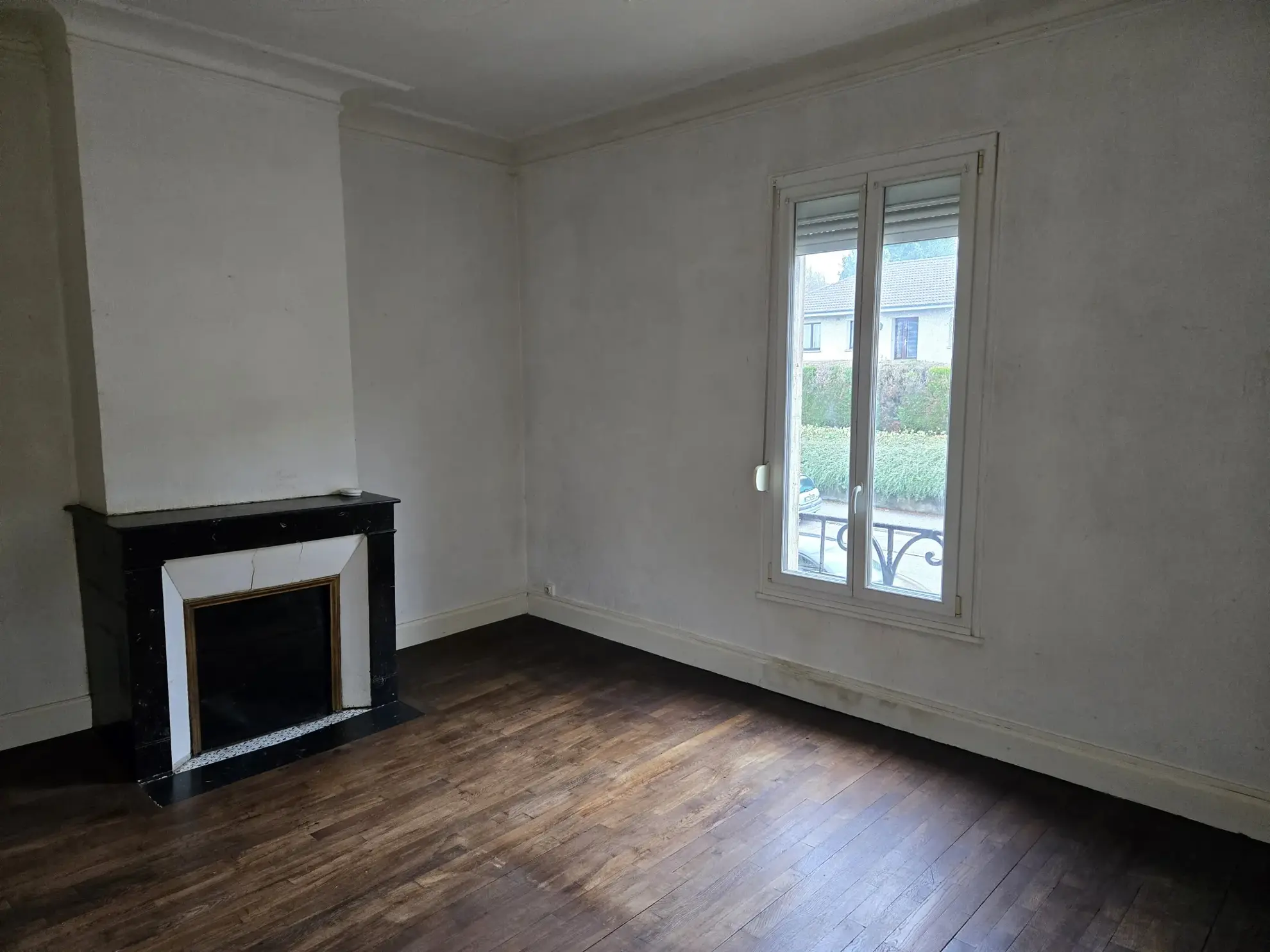 Maison de caractère à Frouard, 4 pièces, à rénover, avec jardin et éléments d'époque 