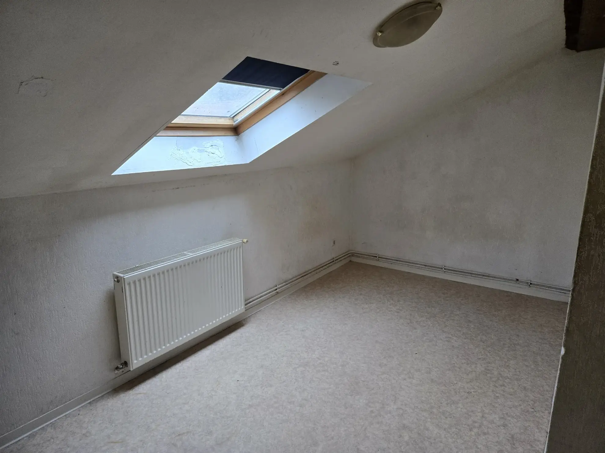 Maison de caractère à Frouard, 4 pièces, à rénover, avec jardin et éléments d'époque 