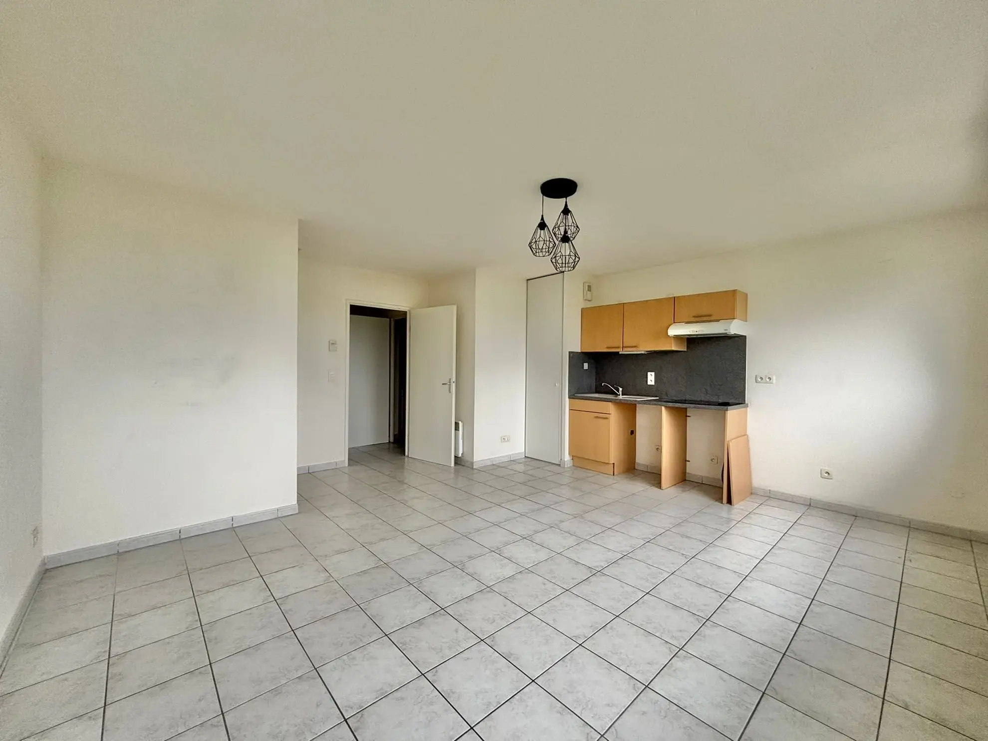 Studio de 32m² à Rouxmesnil-Bouteilles avec vue exceptionnelle et parking privé 