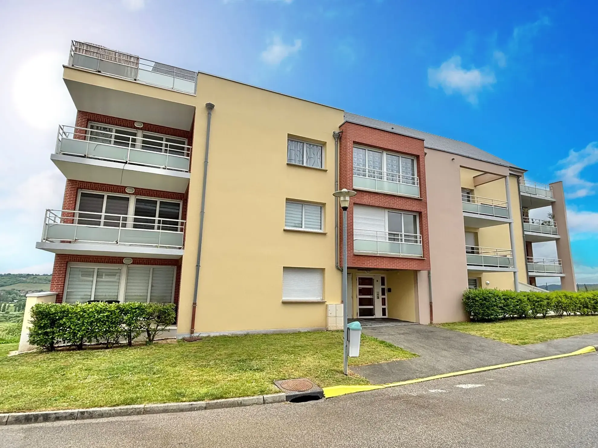 Studio de 32m² à Rouxmesnil-Bouteilles avec vue exceptionnelle et parking privé 