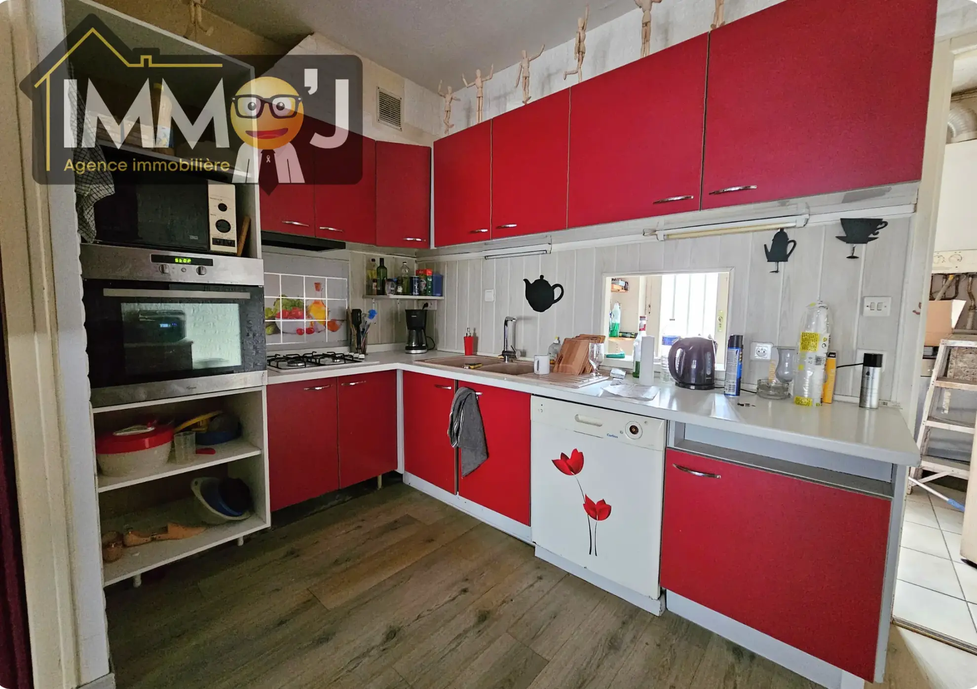 Maison 6 pièces à vendre à Neuves-Maisons - Grand séjour, cour, remise 