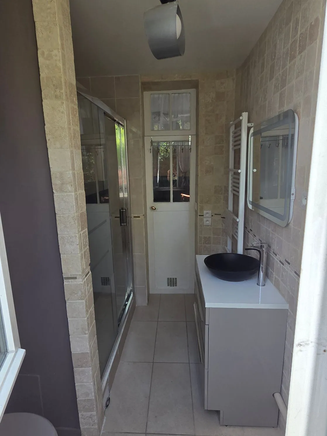 Charmant appartement 2 pièces avec jardin privé à Melun 