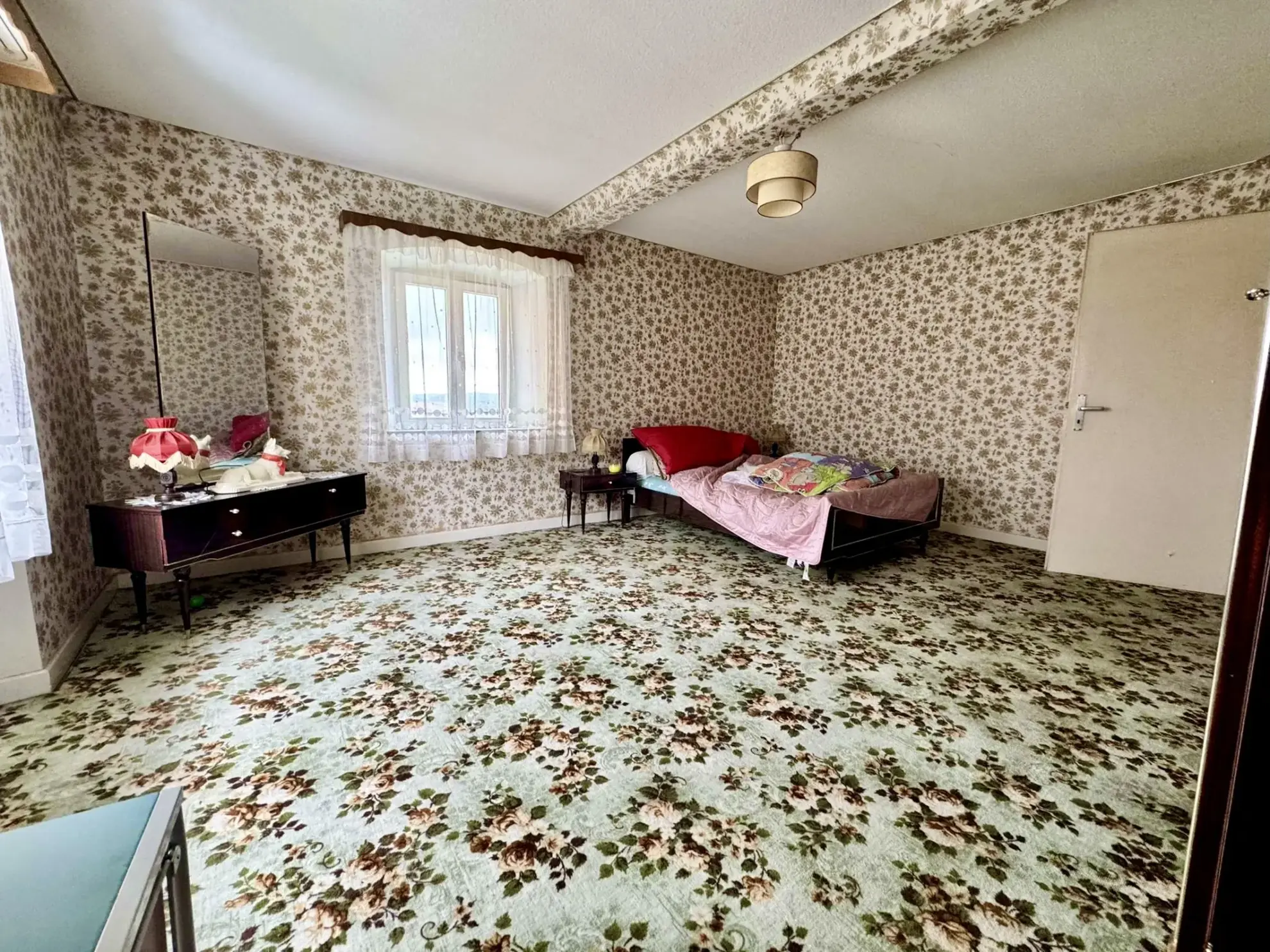 Maison de village à rénover à Dehlingen, 5 chambres, grand potentiel, charmant village 