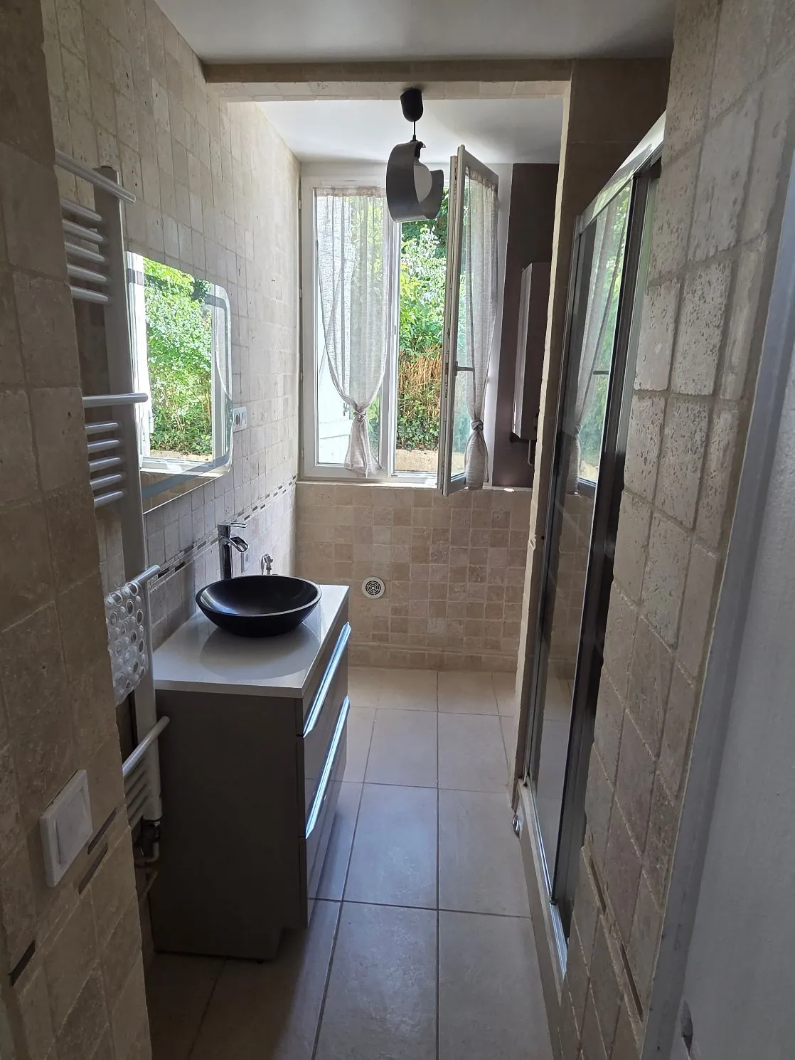 Charmant appartement 2 pièces avec jardin privé à Melun 