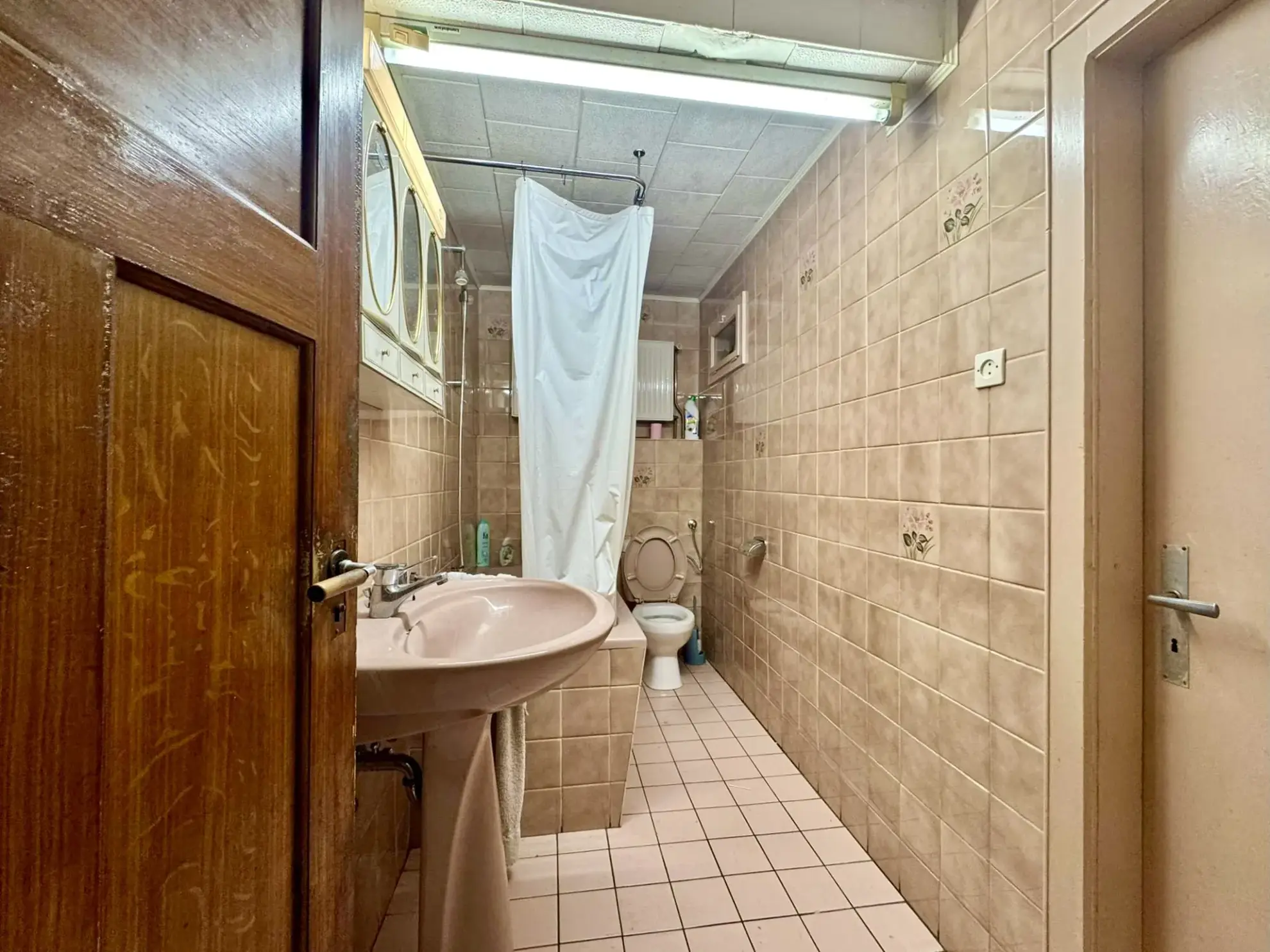 Maison de village à rénover à Dehlingen, 5 chambres, grand potentiel, charmant village 