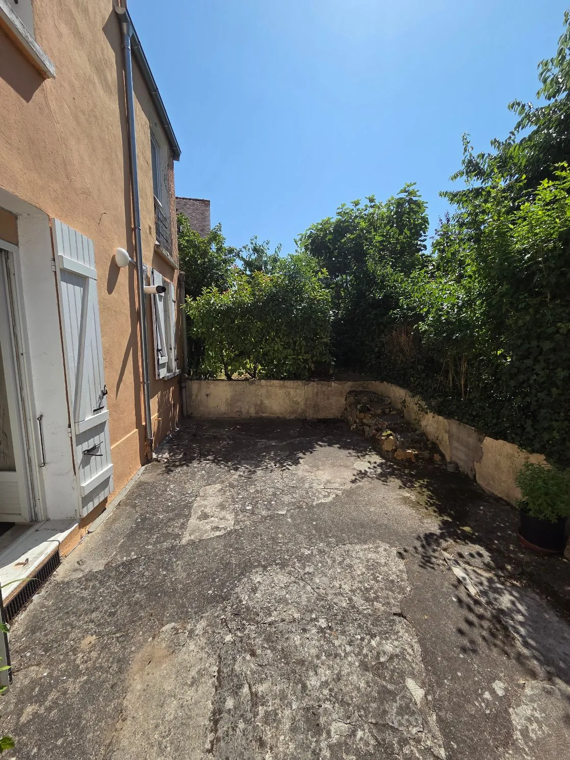 Charmant appartement 2 pièces avec jardin privé à Melun 