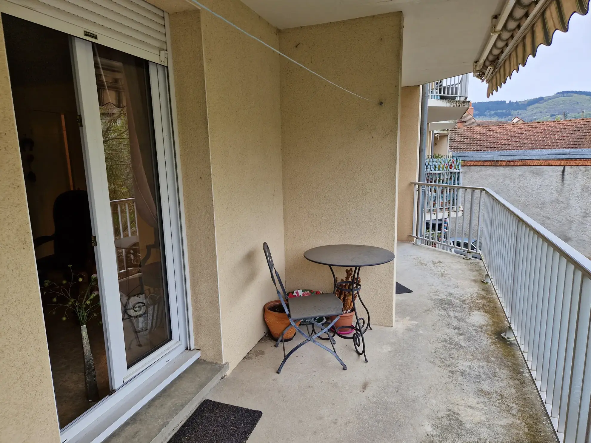 Appartement T4 avec grand balcon à Saint-Jean, Autun – 80 m² 