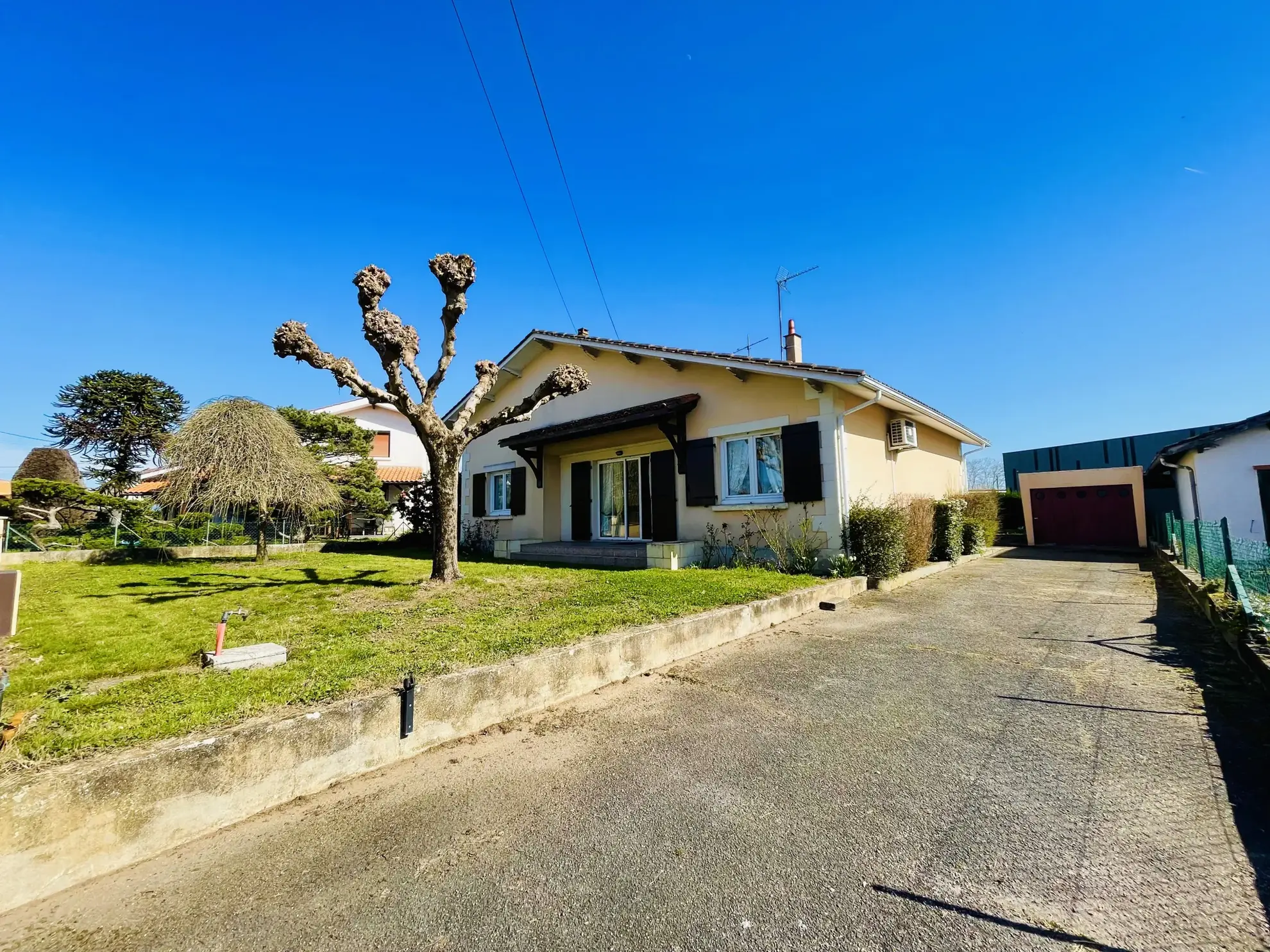 Maison avec piscine, garage et terrasse à Libourne - Charmant bien avec potentiel 