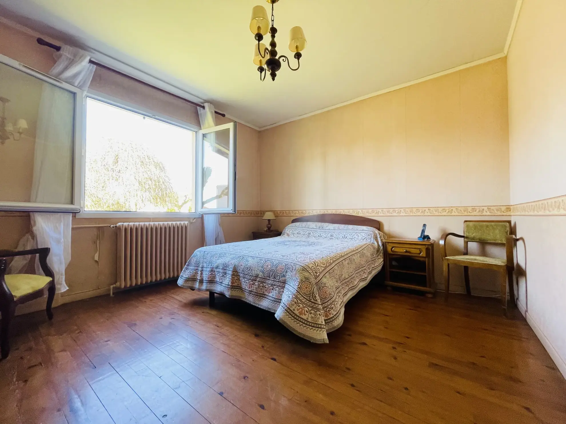 Maison avec piscine, garage et terrasse à Libourne - Charmant bien avec potentiel 