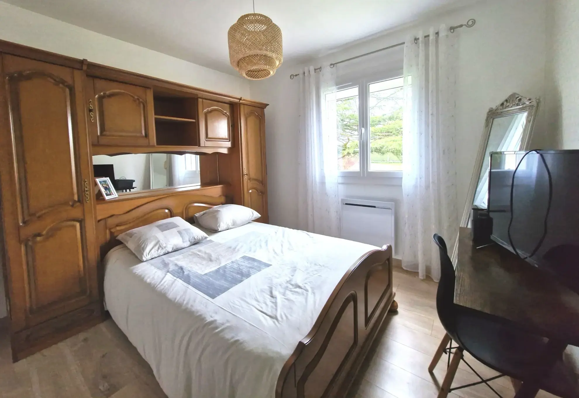 Maison 2 chambres avec terrasse et combles aménageables à Tourville sur Arques 