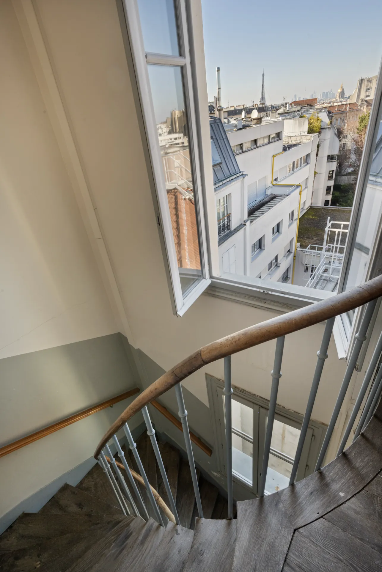 Studio rénové de 18,69 m² en vente dans le 6ème arrondissement de Paris 