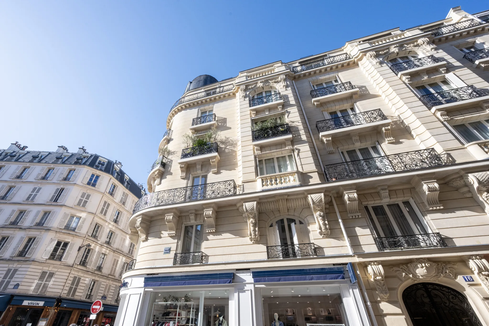 Studio rénové de 18,69 m² en vente dans le 6ème arrondissement de Paris 