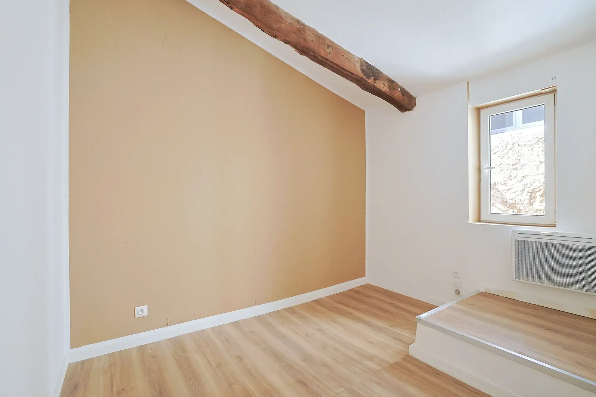 Maison de village rénovée en 2025 à Pignans - 76m² avec extérieur et annexe 