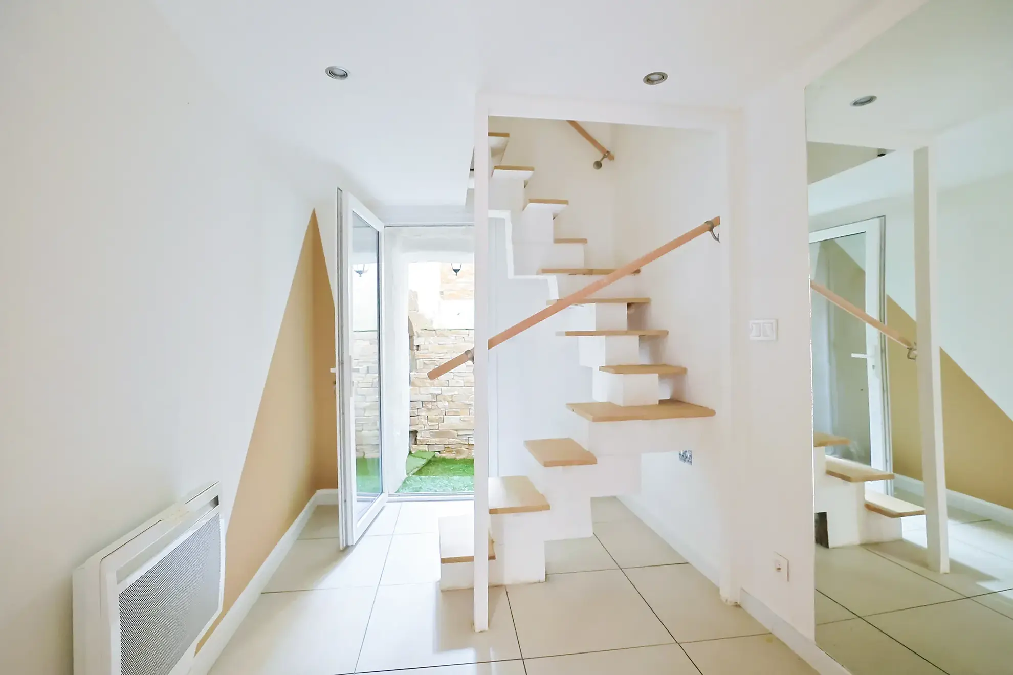 Maison de village rénovée en 2025 à Pignans - 76m² avec extérieur et annexe 