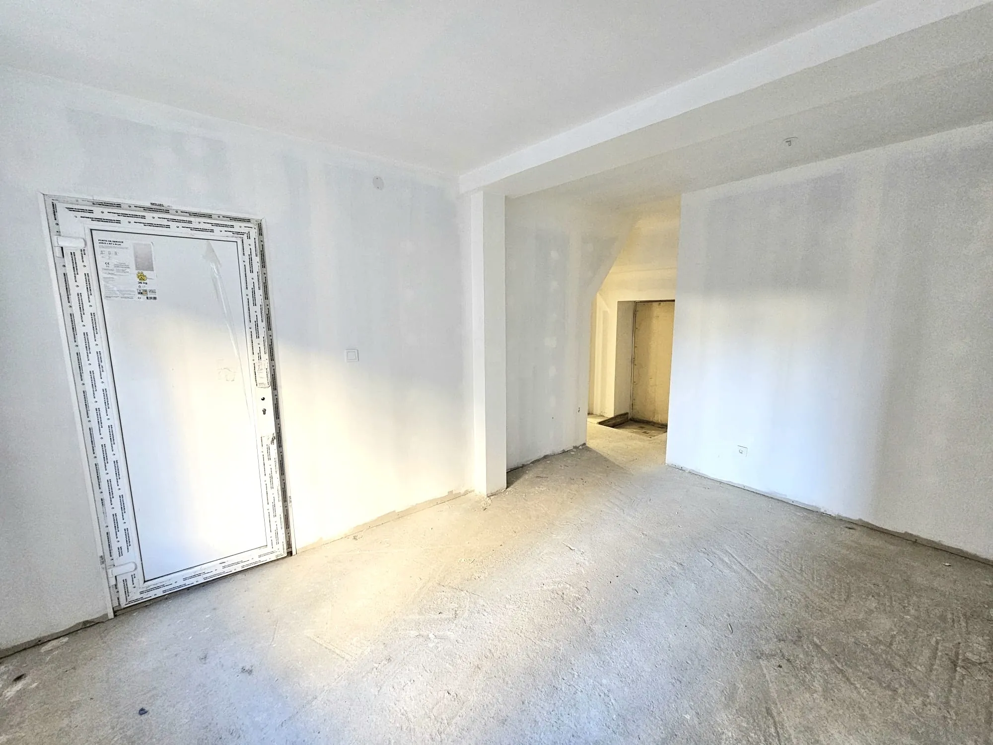 Investissez dans un immeuble à Fraisses offrant un fort potentiel locatif 