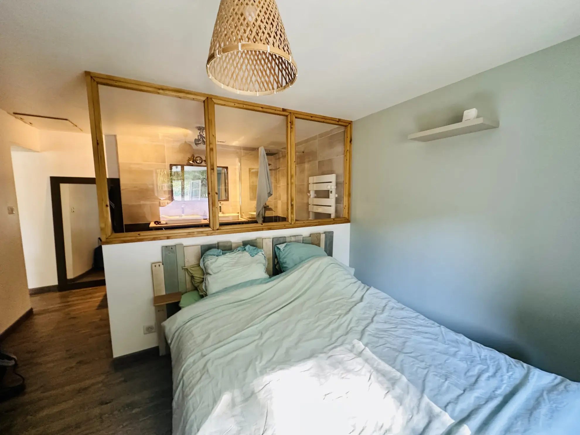 Maison de campagne avec dépendances à Voille – 3 chambres, terrain arboré, proche Niort 