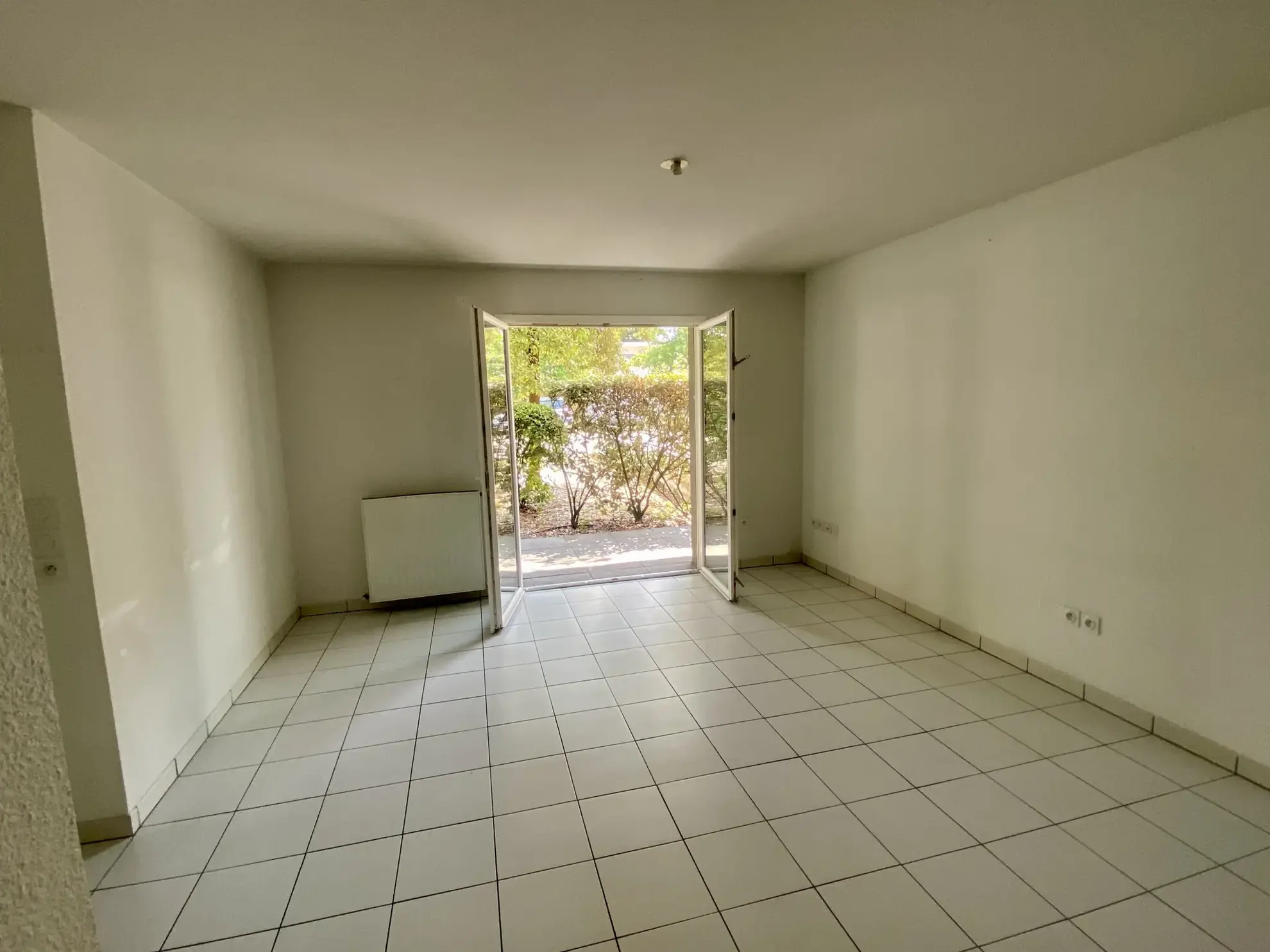 Appartement 3 pièces avec balcon et parking à Mérignac Beutre 