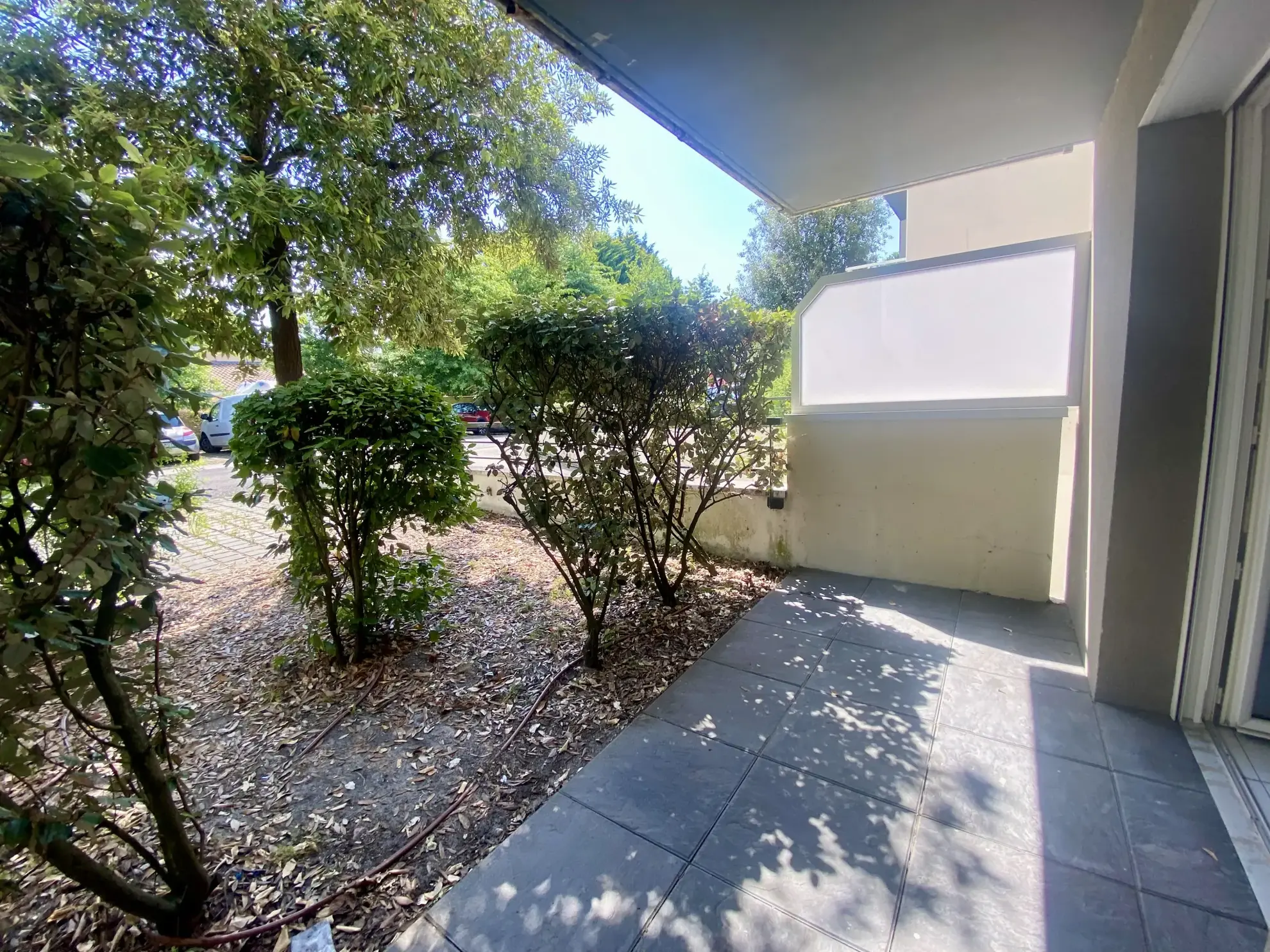 Appartement 3 pièces avec balcon et parking à Mérignac Beutre 