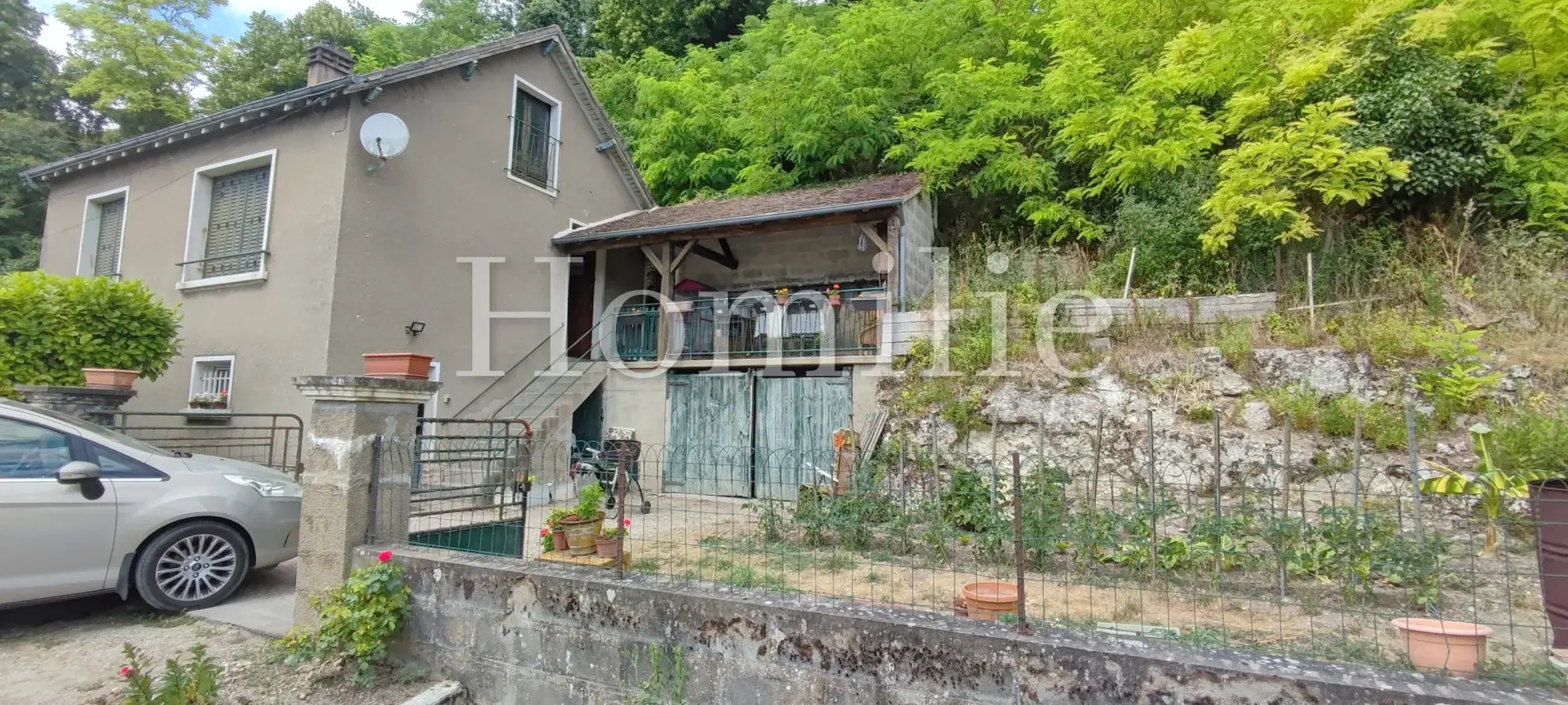 Maison louée de 63 m² avec terrasse et garage à Monthou-sur-Cher 