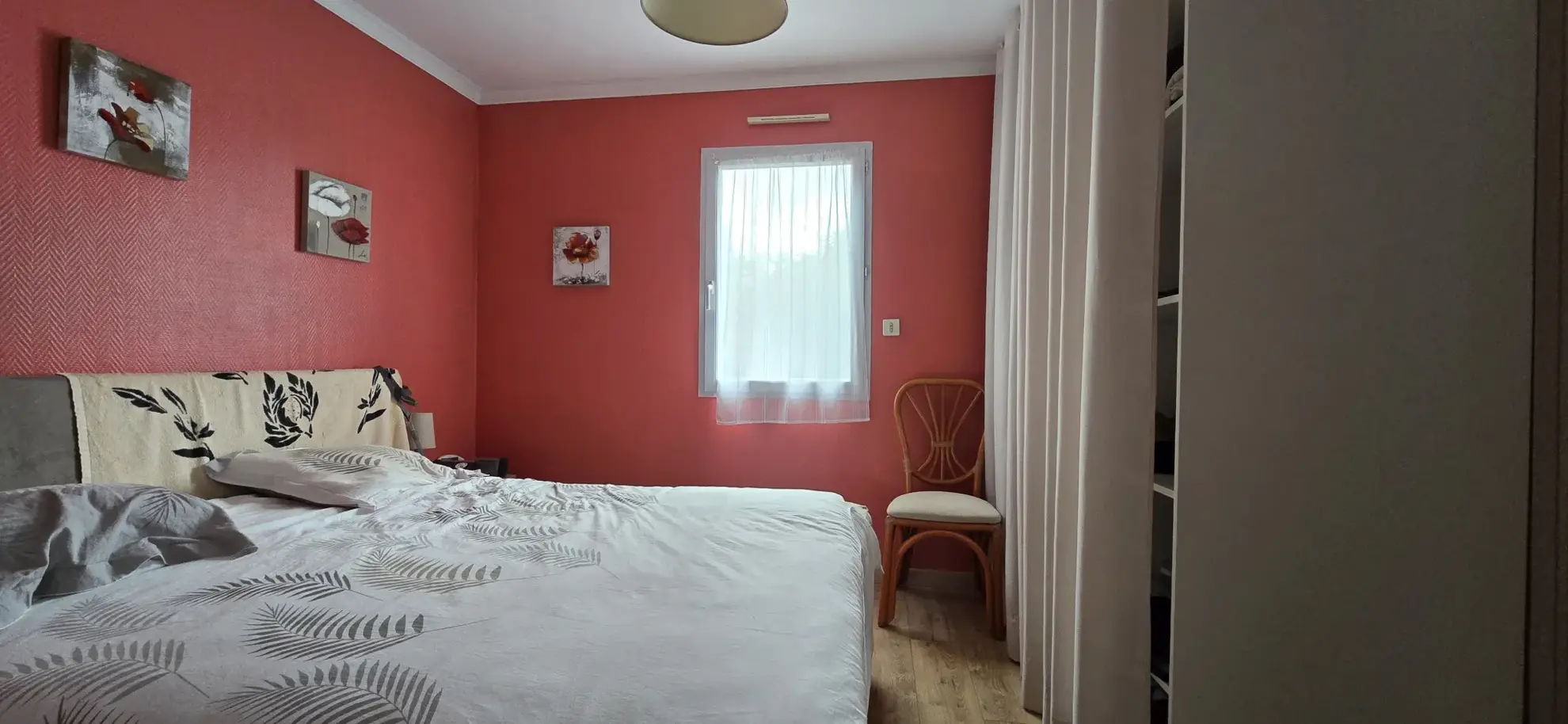 Maison familiale avec 4 chambres, jardin clos et stationnement à Treguidel 