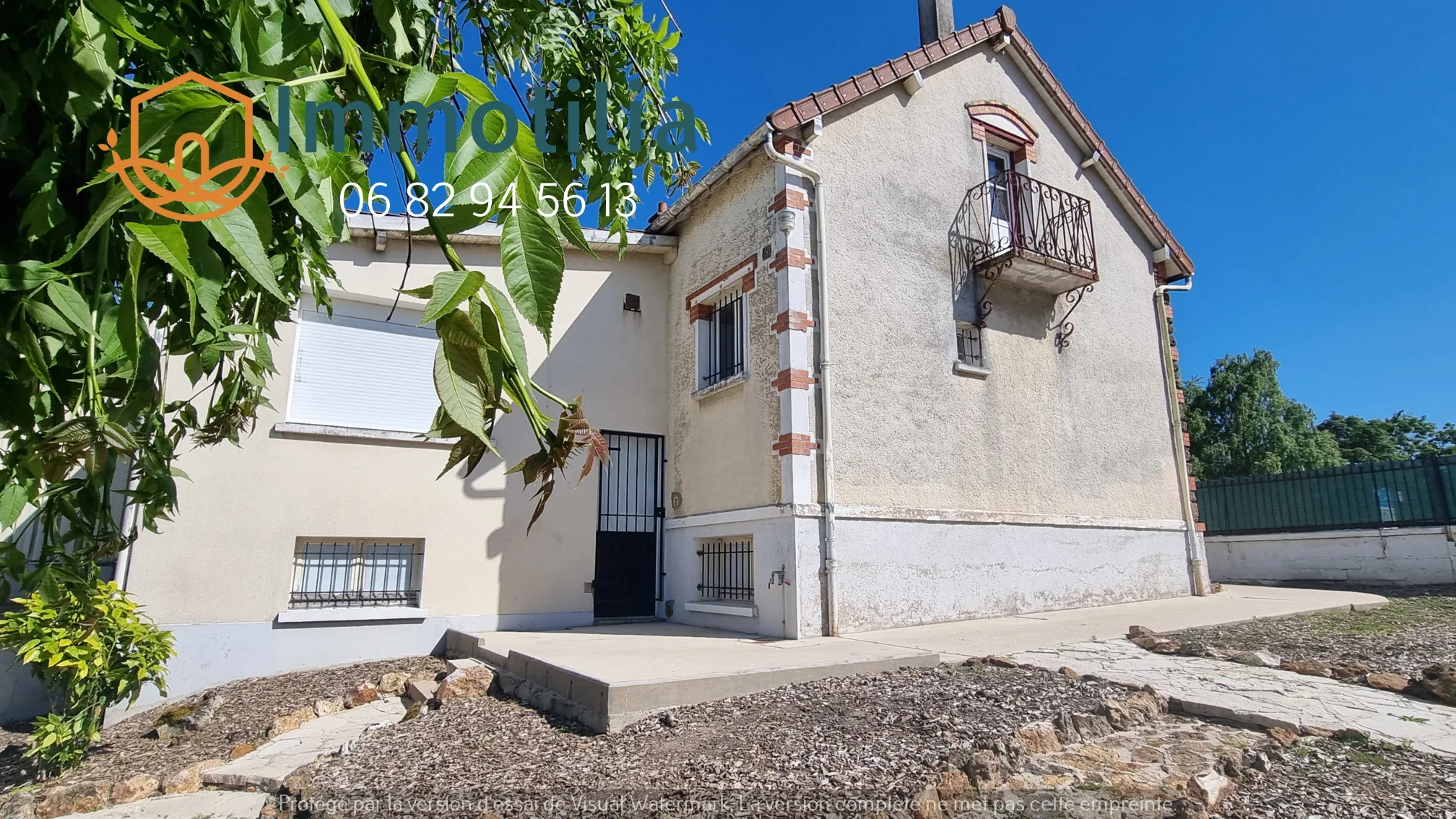 Maison à Bray-sur-Seine avec jardin clos, 3 chambres et garage 