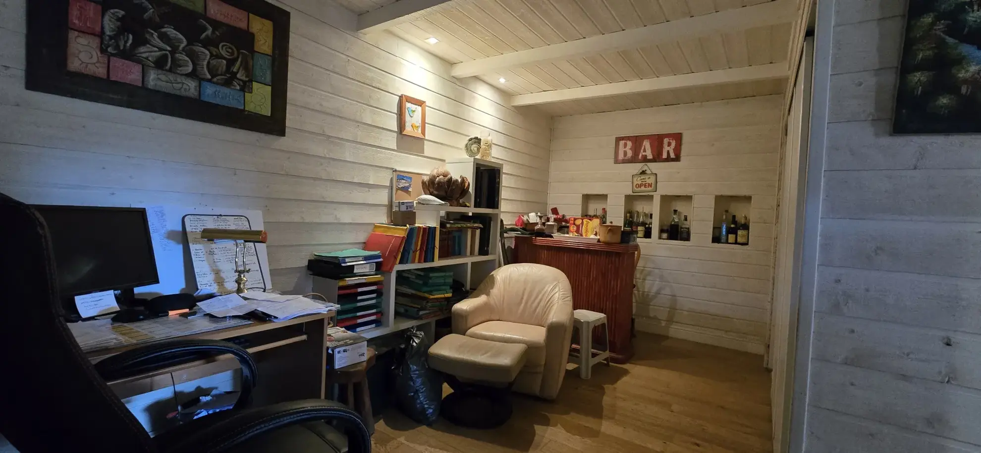 Maison familiale avec 4 chambres, jardin clos et stationnement à Treguidel 