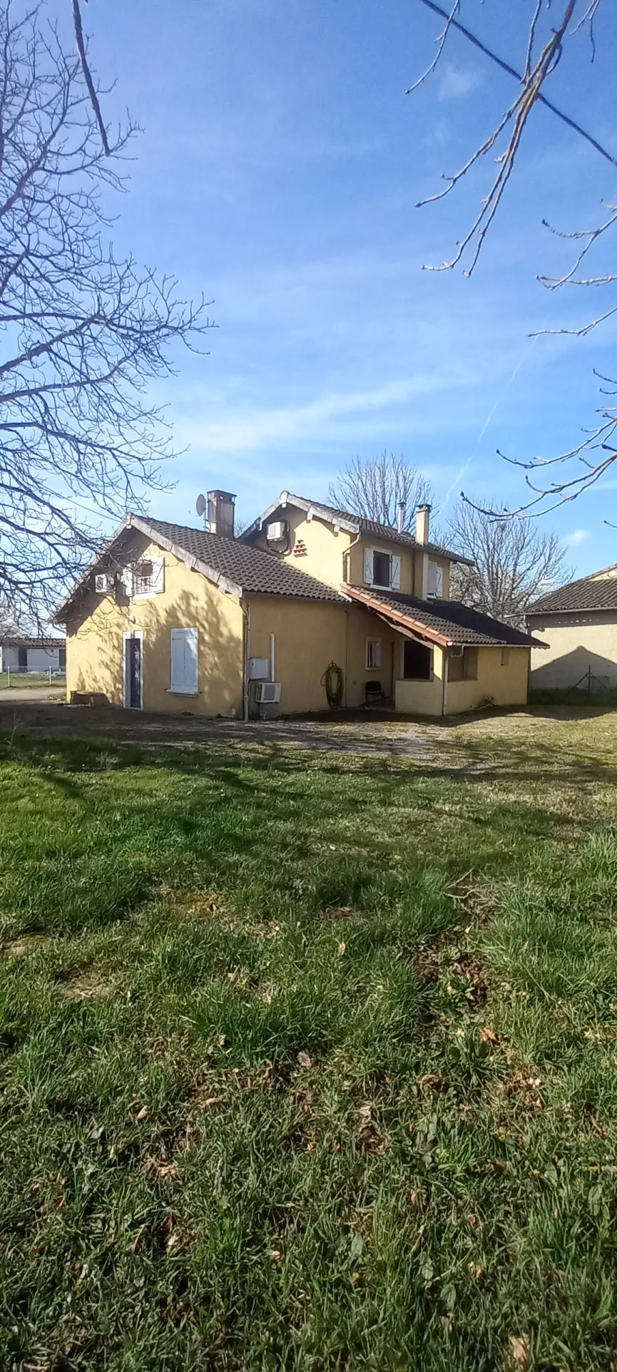 Belle maison de campagne de 145 m2 à Senouillac proche d'Albi 