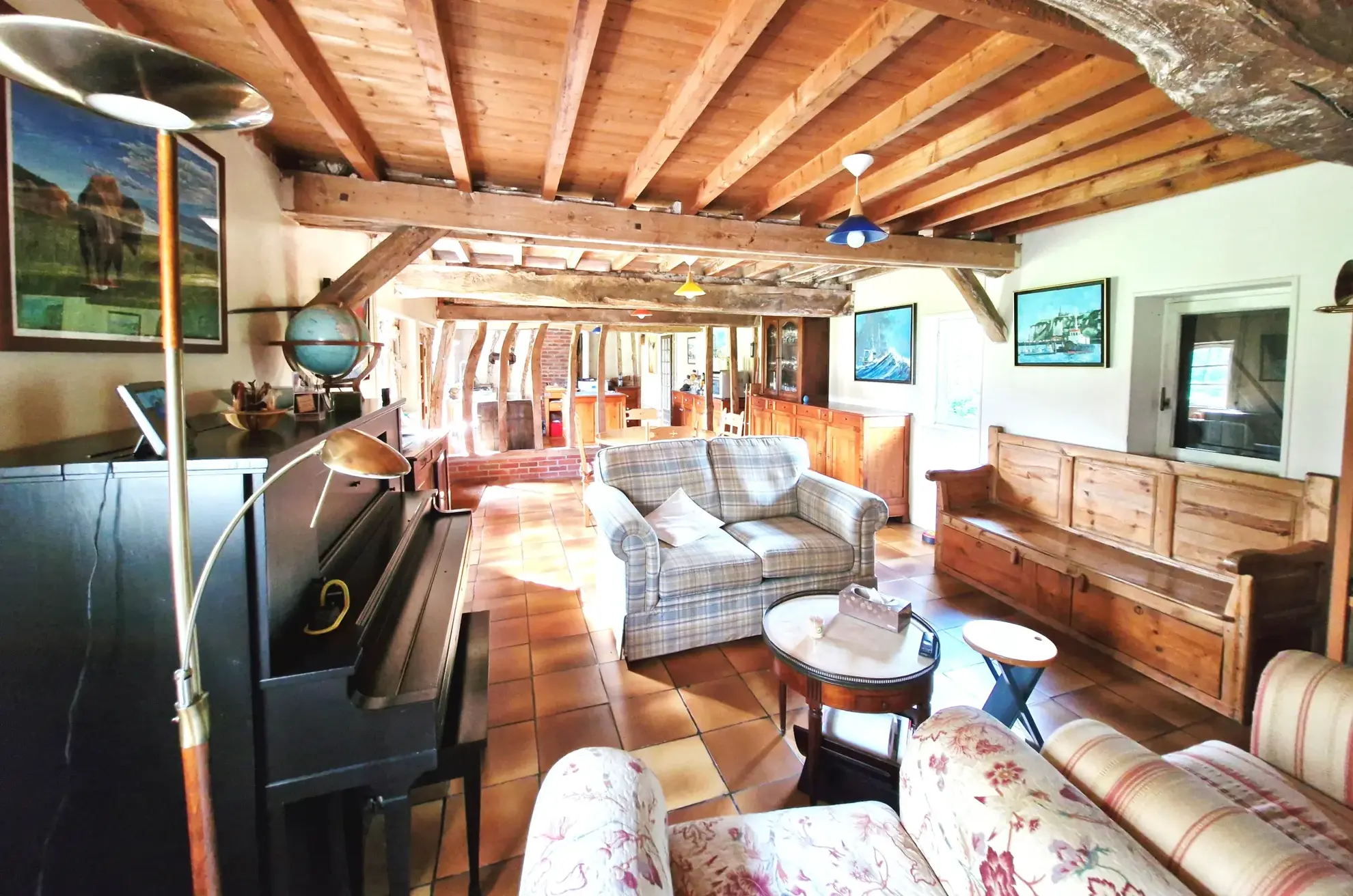 Longère à Auppegard avec grand terrain, dépendances et potentiel de division 