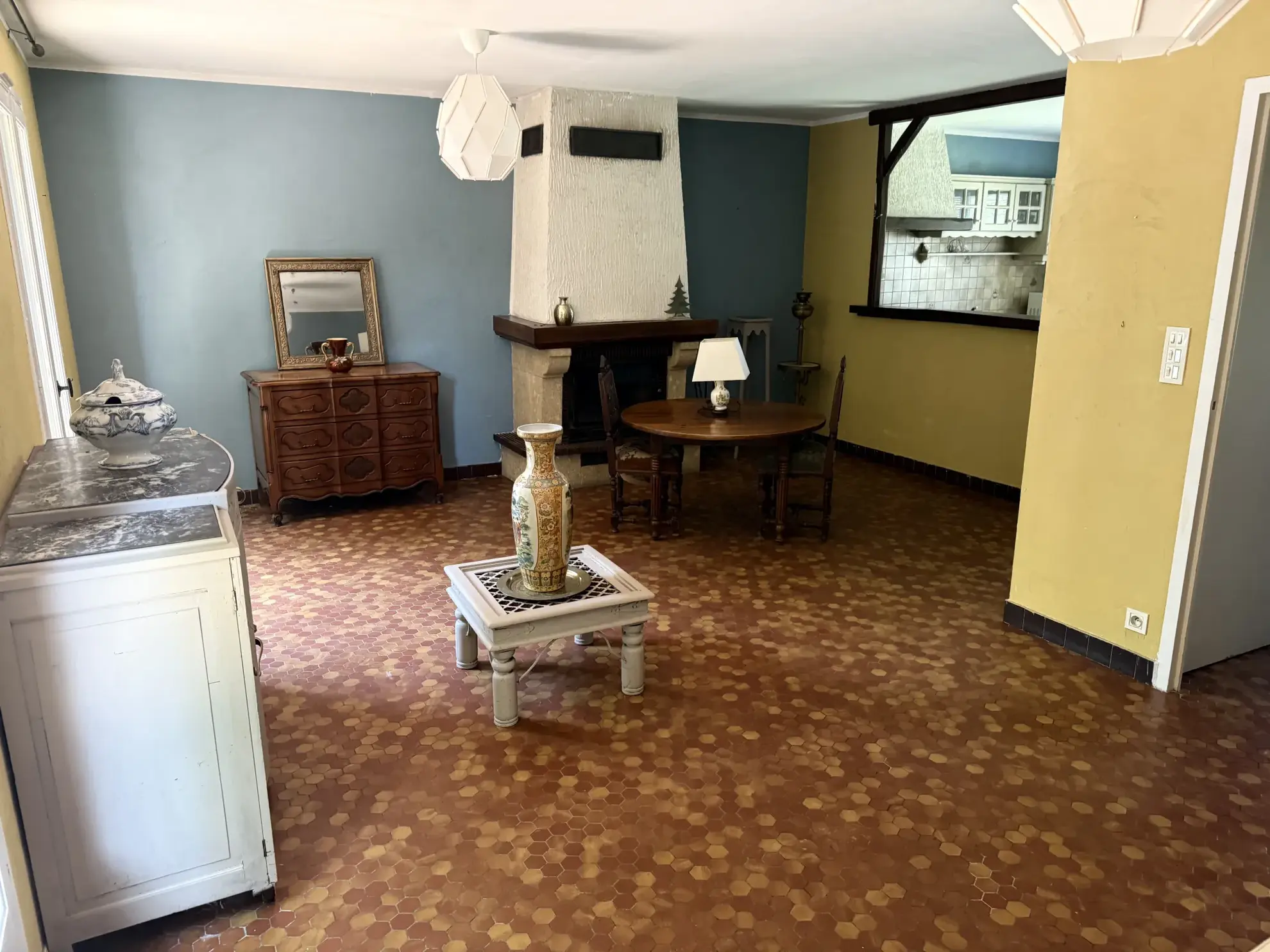 Maison de 124 m² à Vendat avec garage, terrasse et 4 chambres 