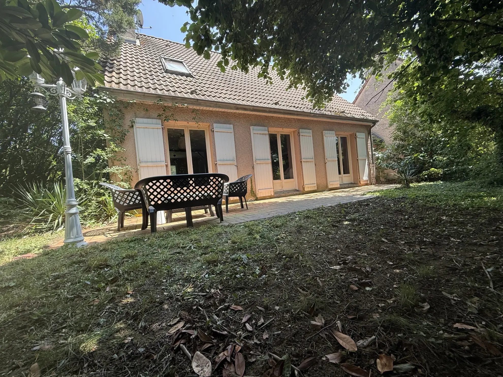 Maison de 124 m² à Vendat avec garage, terrasse et 4 chambres 