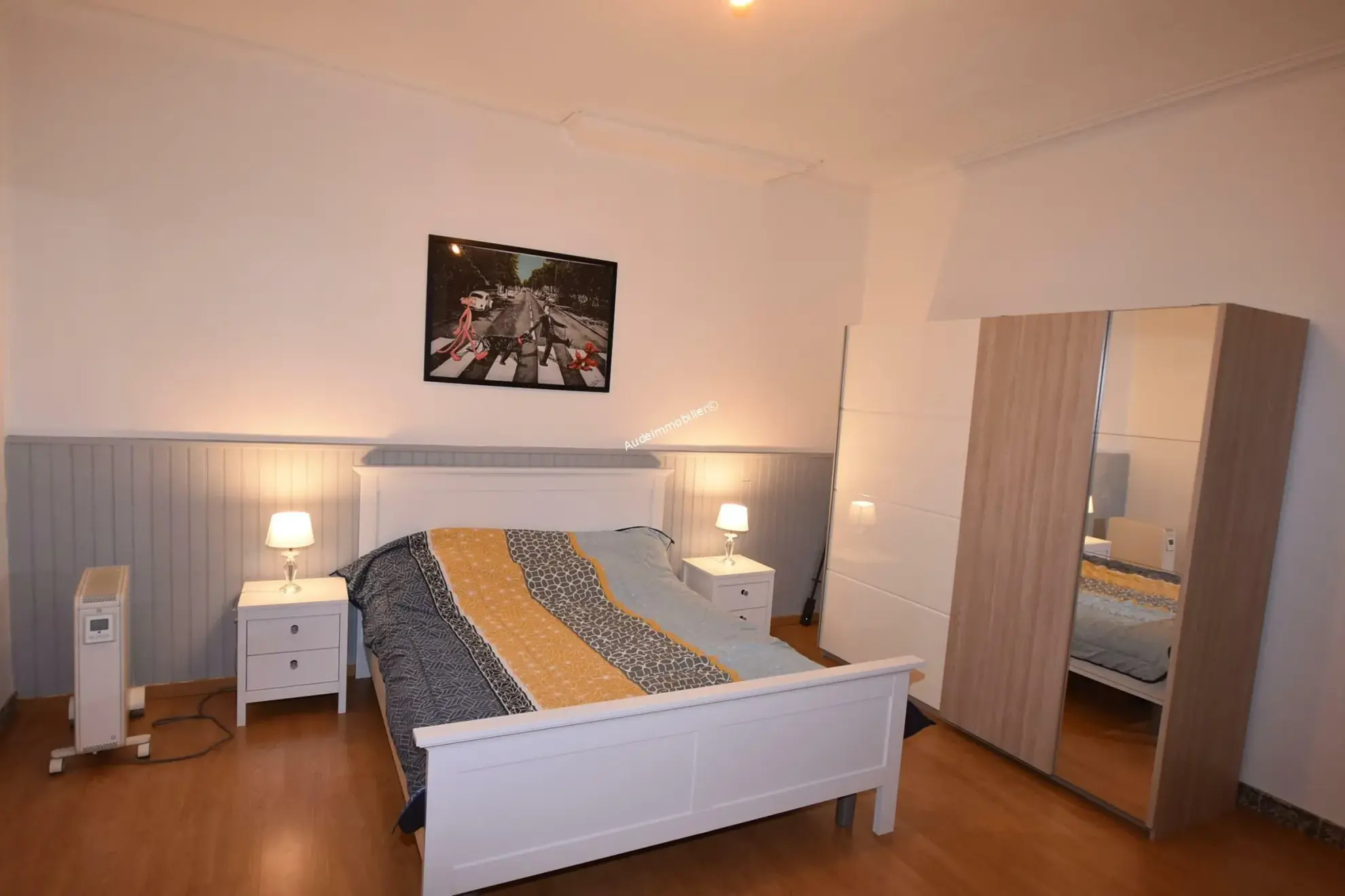 Immeuble de rapport à Limoux avec 4 appartements loués et cour 