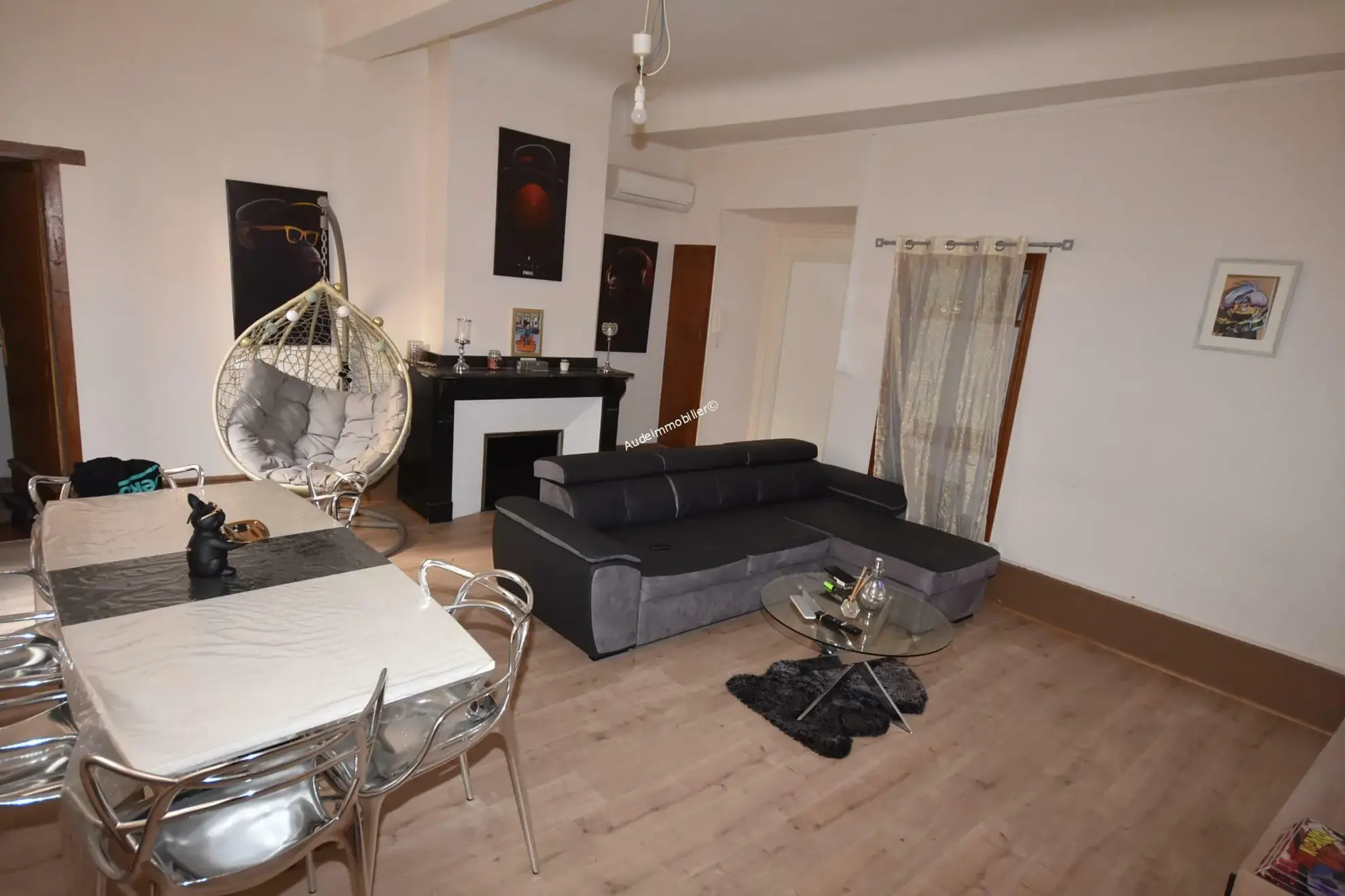 Immeuble de rapport à Limoux avec 4 appartements loués et cour 