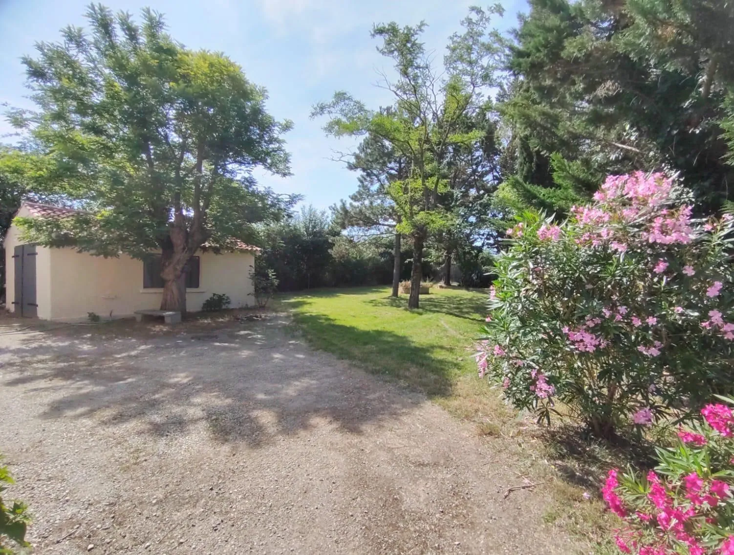 Maison familiale avec piscine et jardin à Labruguière, 135 m² 