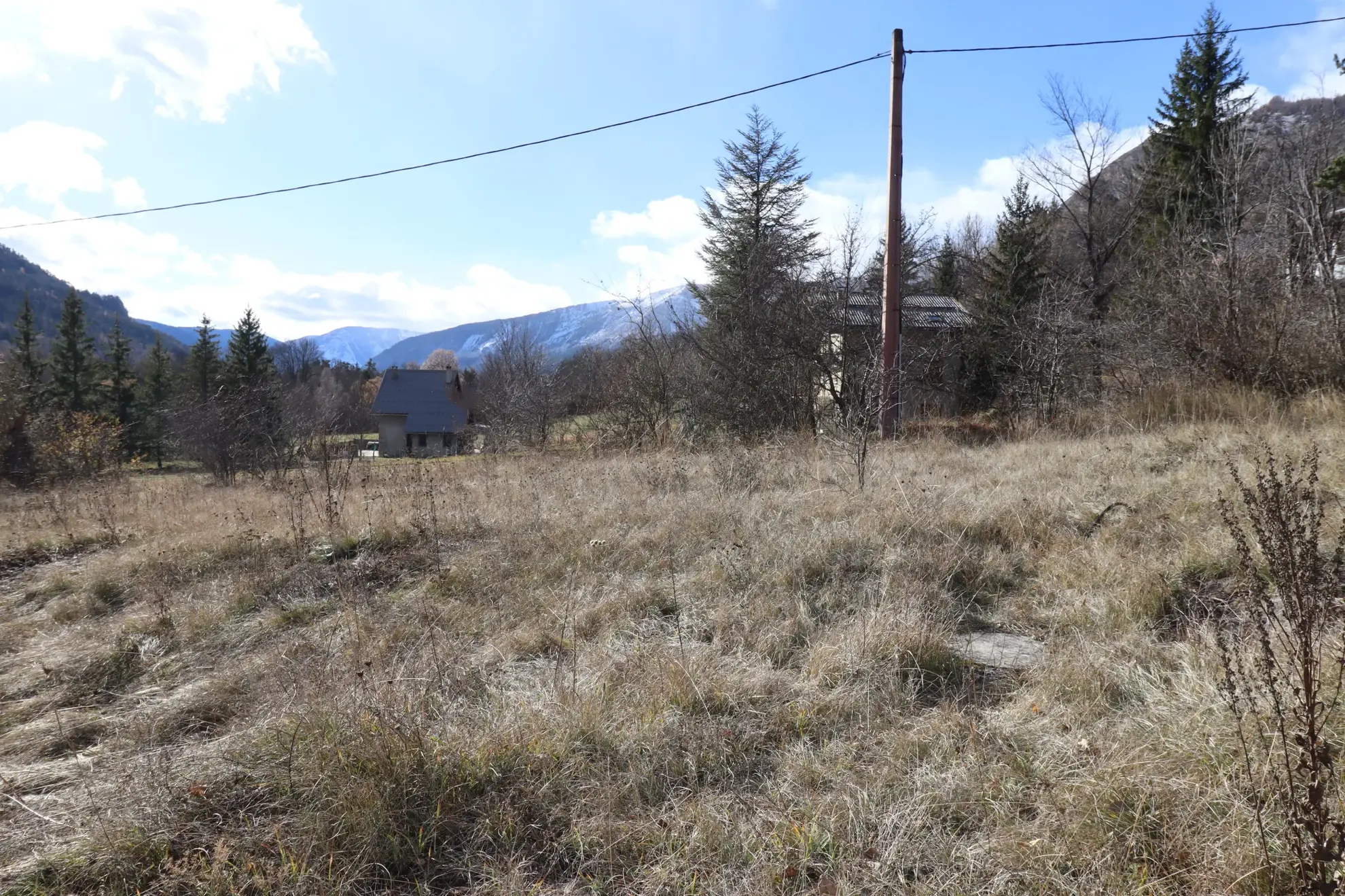 Terrain à vendre à Villars-Colmars, constructible et viabilisé 