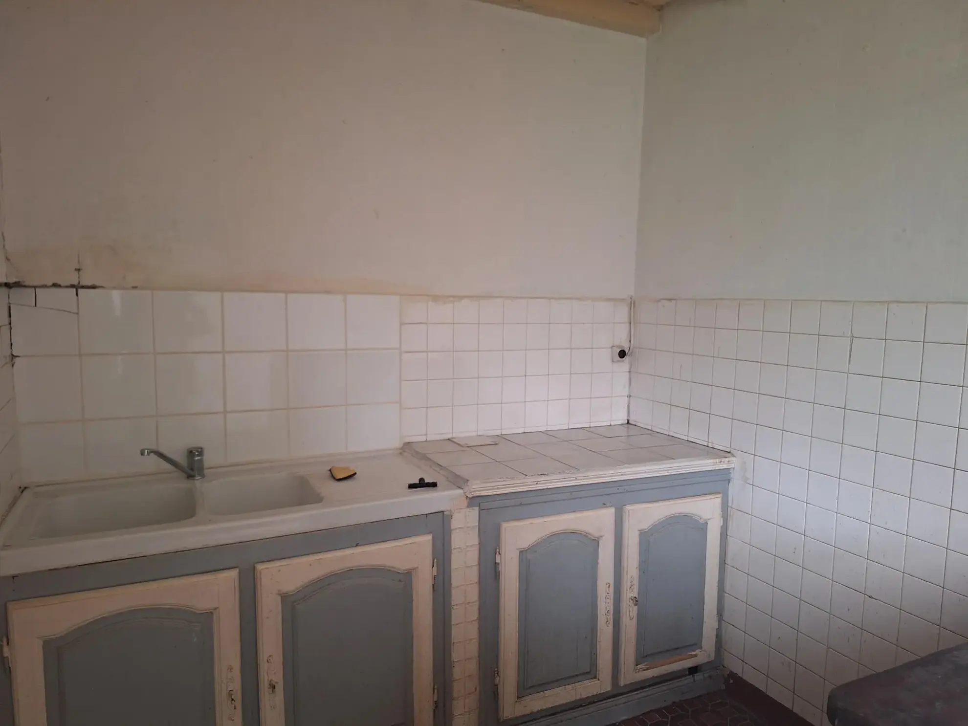 Charmante maison de ville de 80m² avec jardin à Riberac, proche commodités 